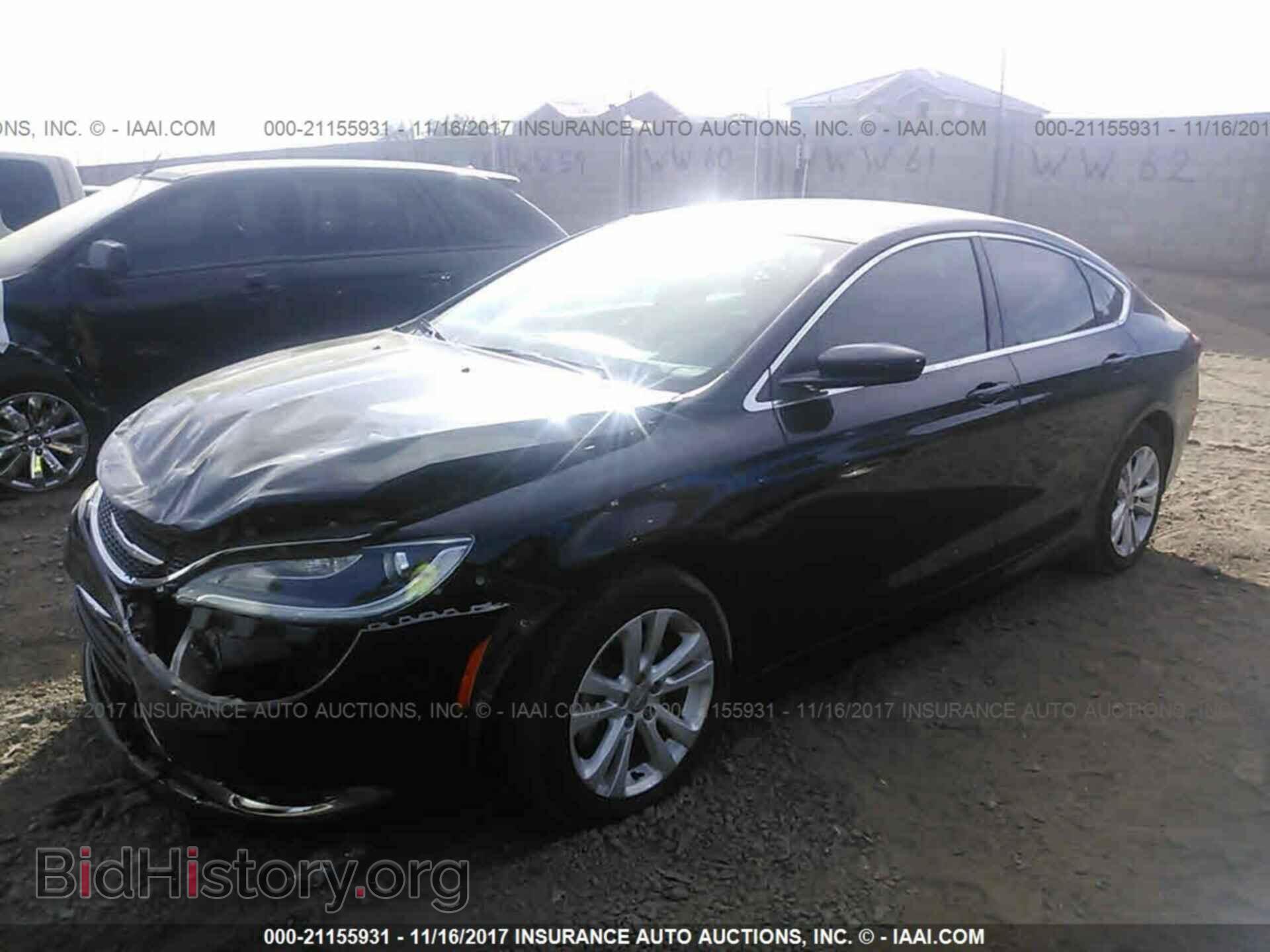 2016 Chrysler 200 - VIN: 1C3CCCAB3GN115585 - Фото 2