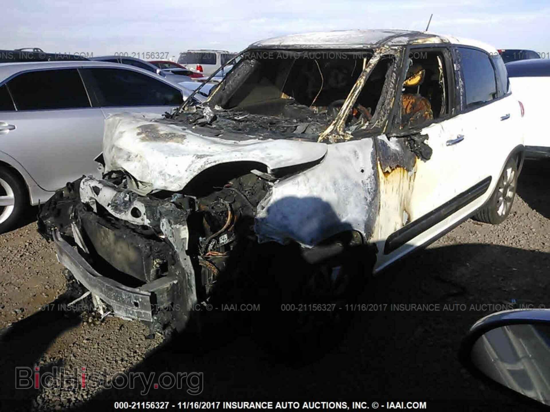 2014 Fiat 500l - VIN: ZFBCFADH3EZ028754 - Фото 2