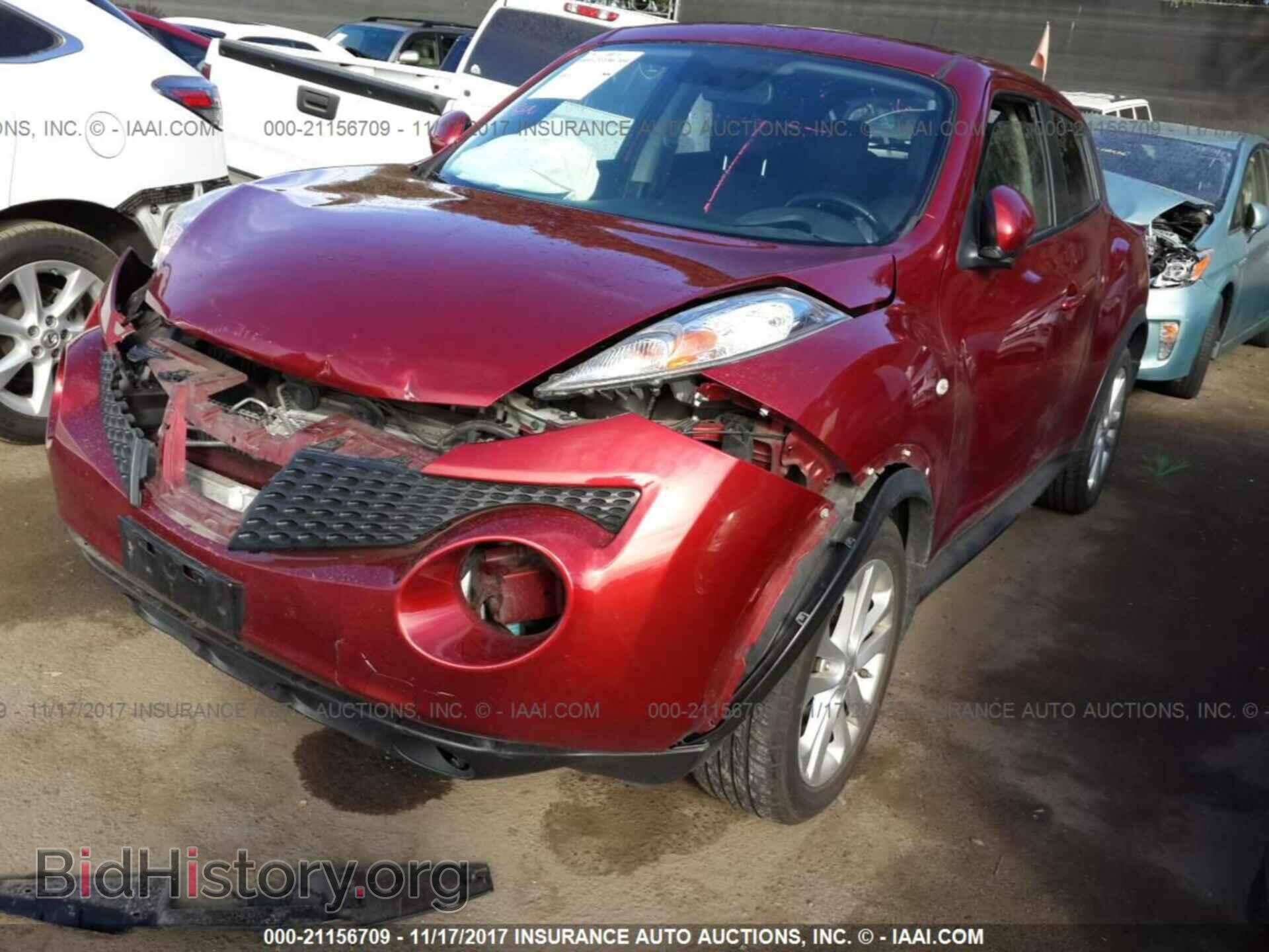 2014 Nissan Juke - VIN: JN8AF5MV5ET356752 - Фото 2