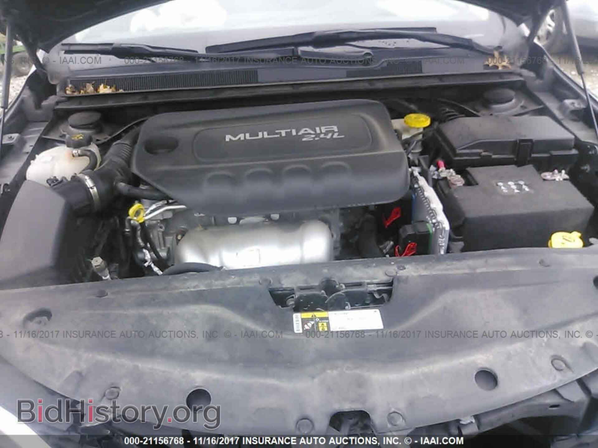 2016 Chrysler 200 - VIN: 1C3CCCAB7GN106002 - Фото 10