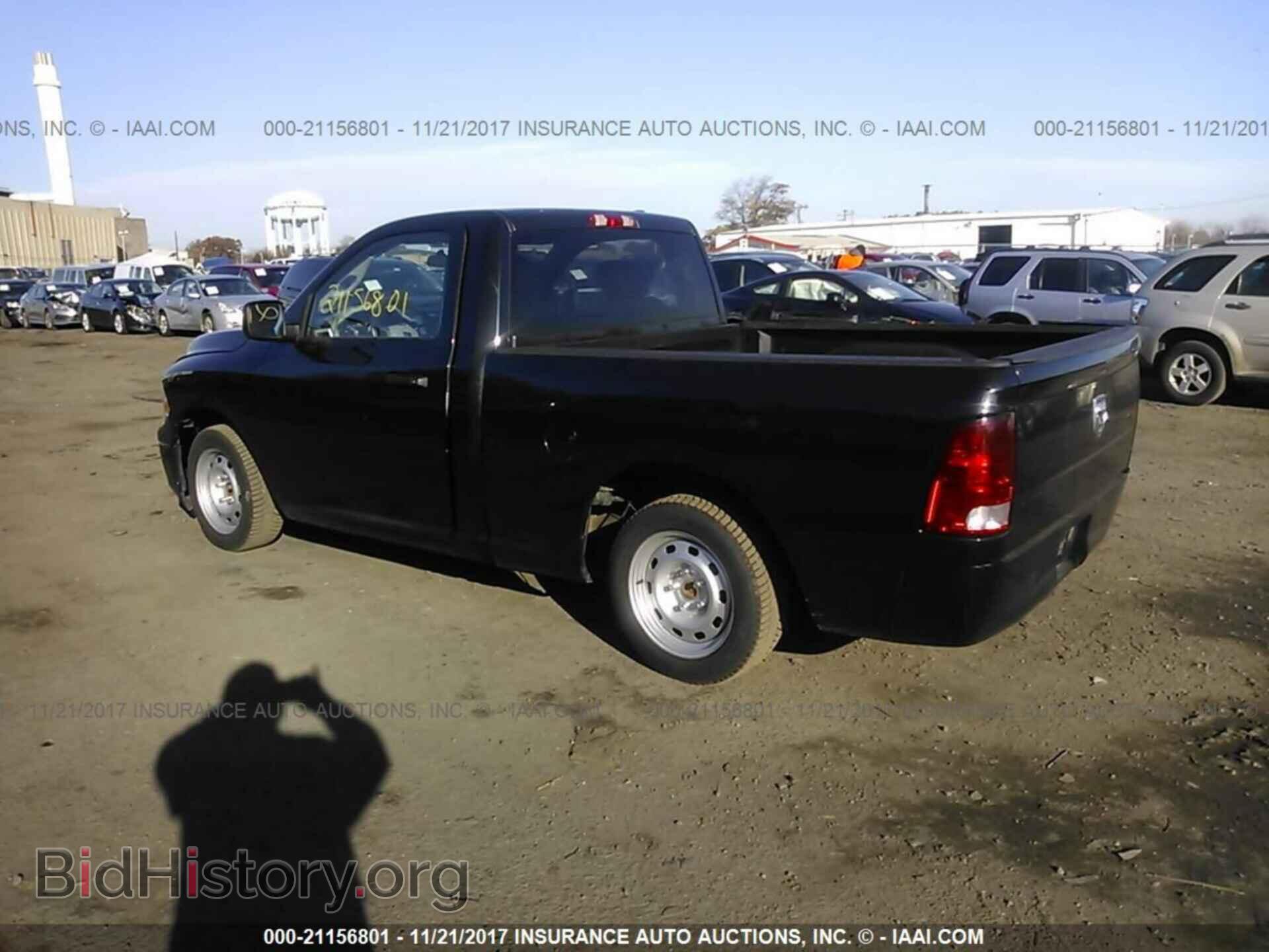 2011 Dodge Ram 1500 - VIN: 3D7JB1ET3BG511794 - Фото 3