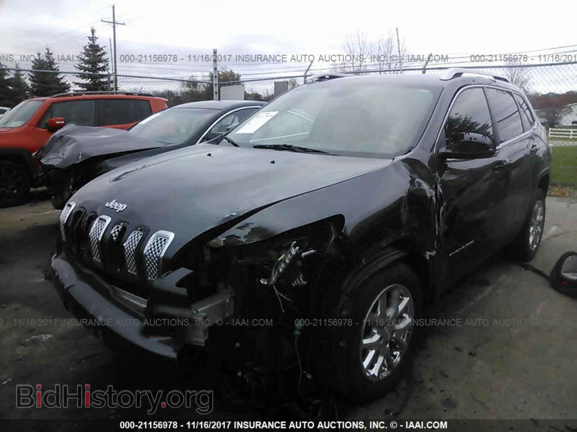 2014 Jeep Cherokee - VIN: 1C4PJLCS8EW181069 - Photo 2