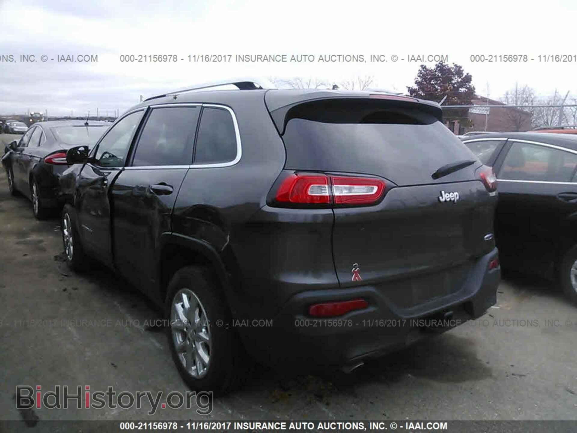 2014 Jeep Cherokee - VIN: 1C4PJLCS8EW181069 - Photo 3