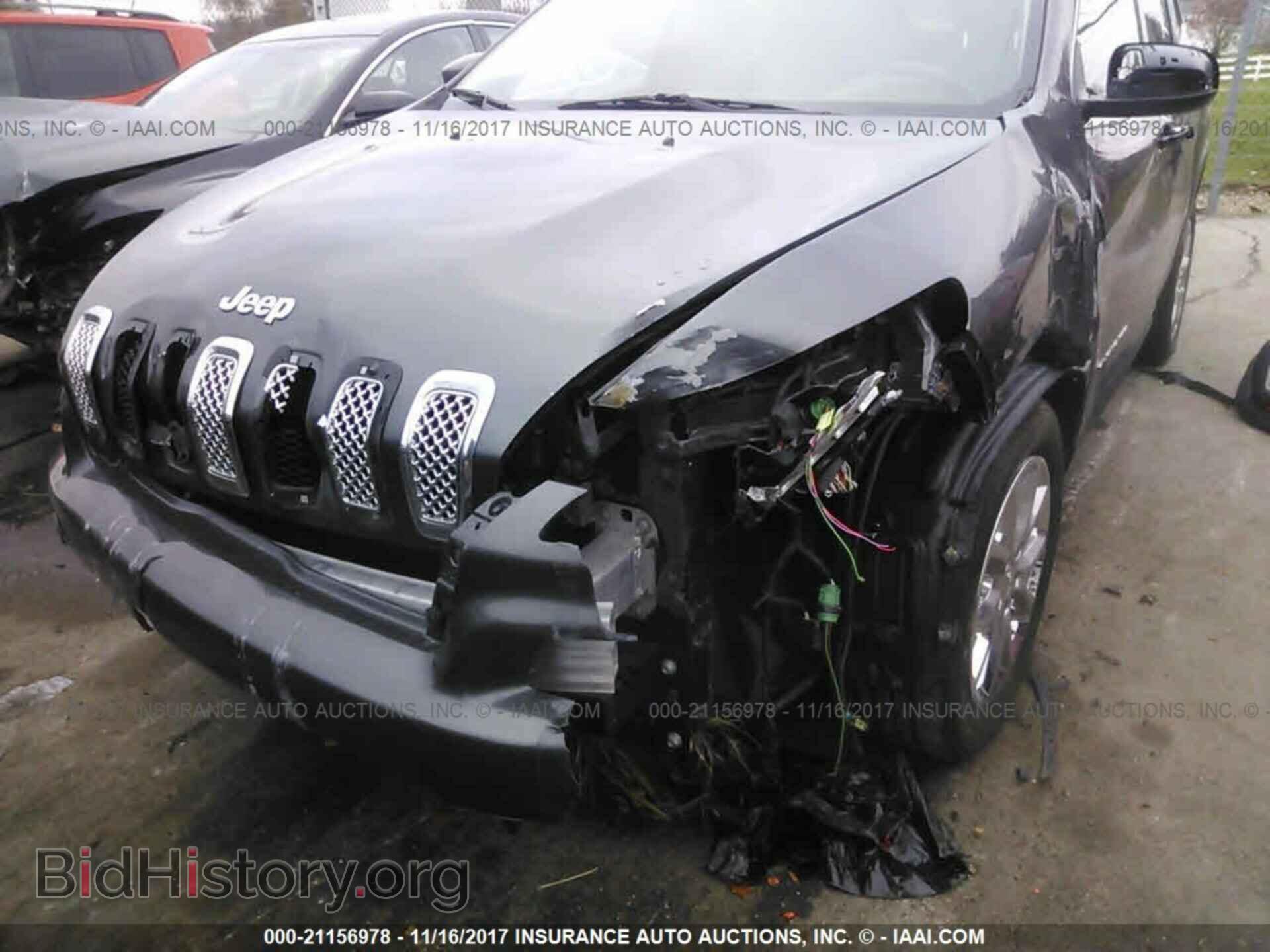 2014 Jeep Cherokee - VIN: 1C4PJLCS8EW181069 - Photo 6