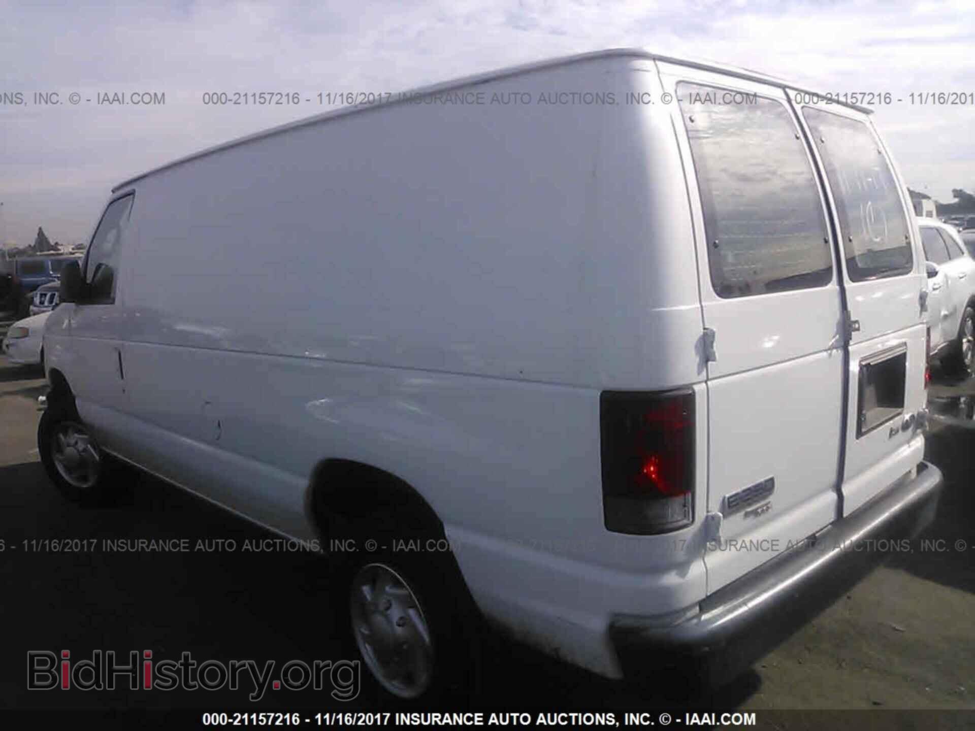 2011 Ford Econoline - VIN: 1FTNE2EW2BDA03834 - Фото 3