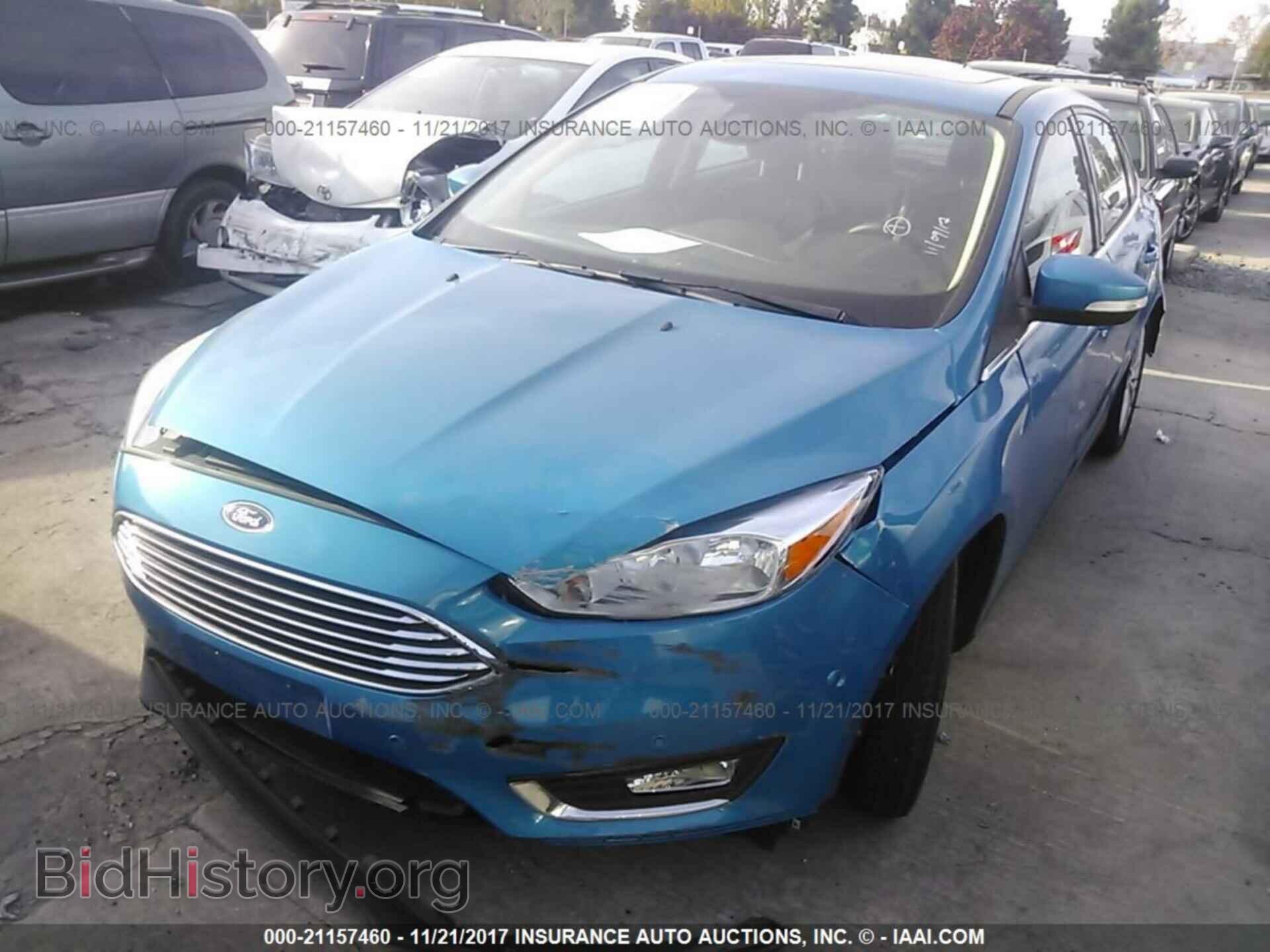 2017 Ford Focus - VIN: 1FADP3J23HL245955 - Фото 2