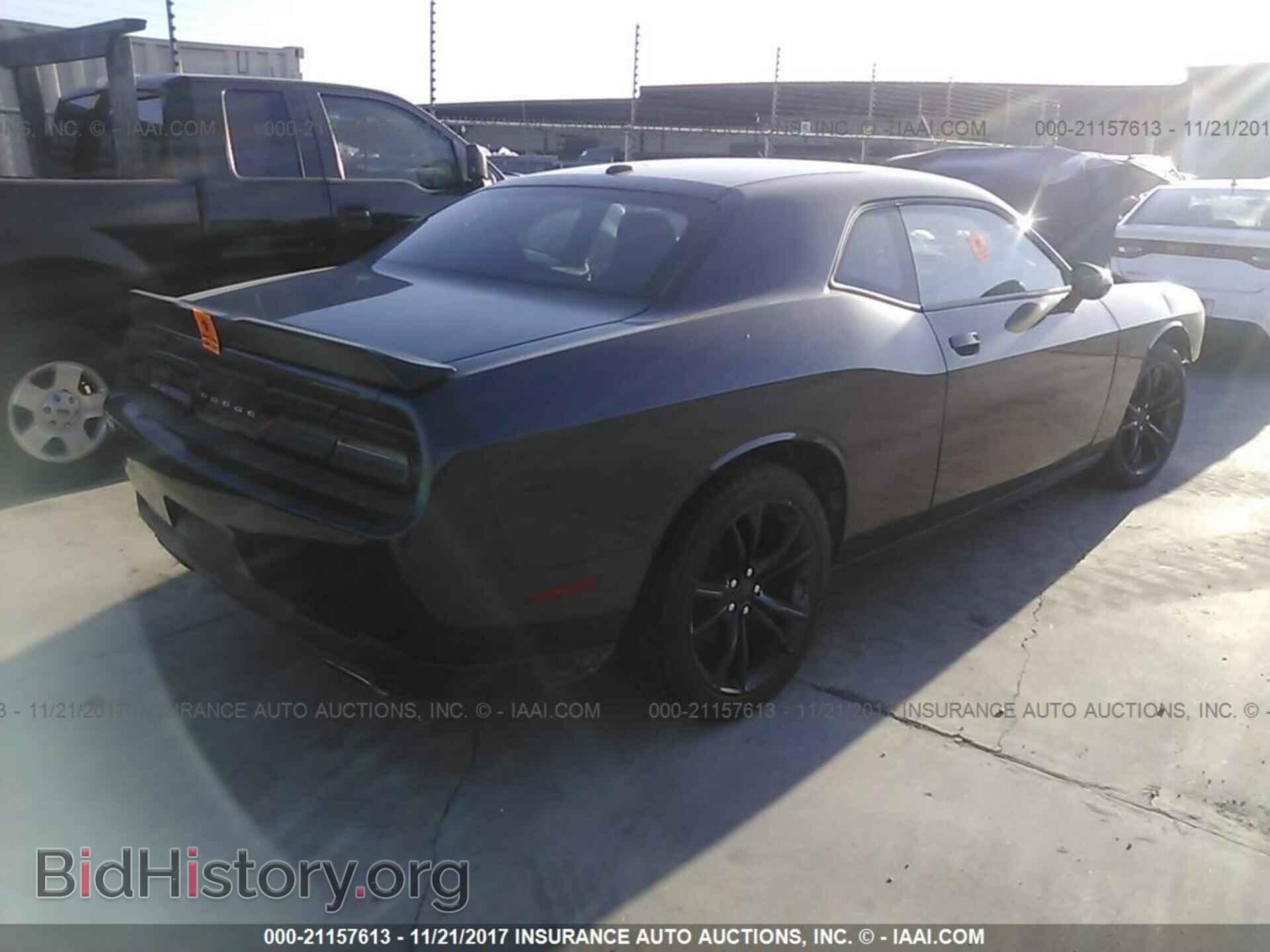 2016 Dodge Challenger - VIN: 2C3CDZAG0GH335206 - Photo 4