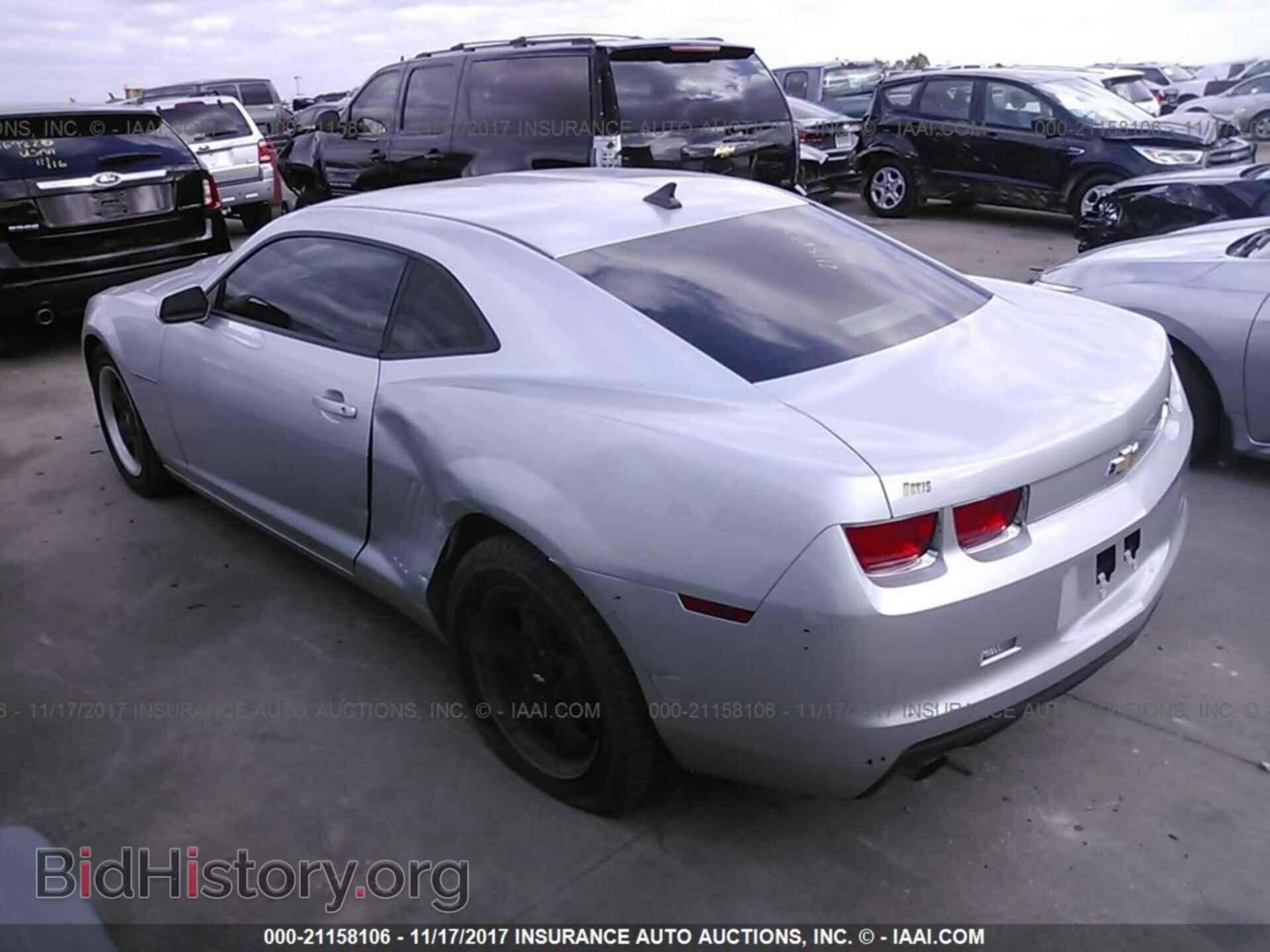 2011 Chevrolet Camaro - VIN: 2G1FA1ED4B9141891 - Фото 3