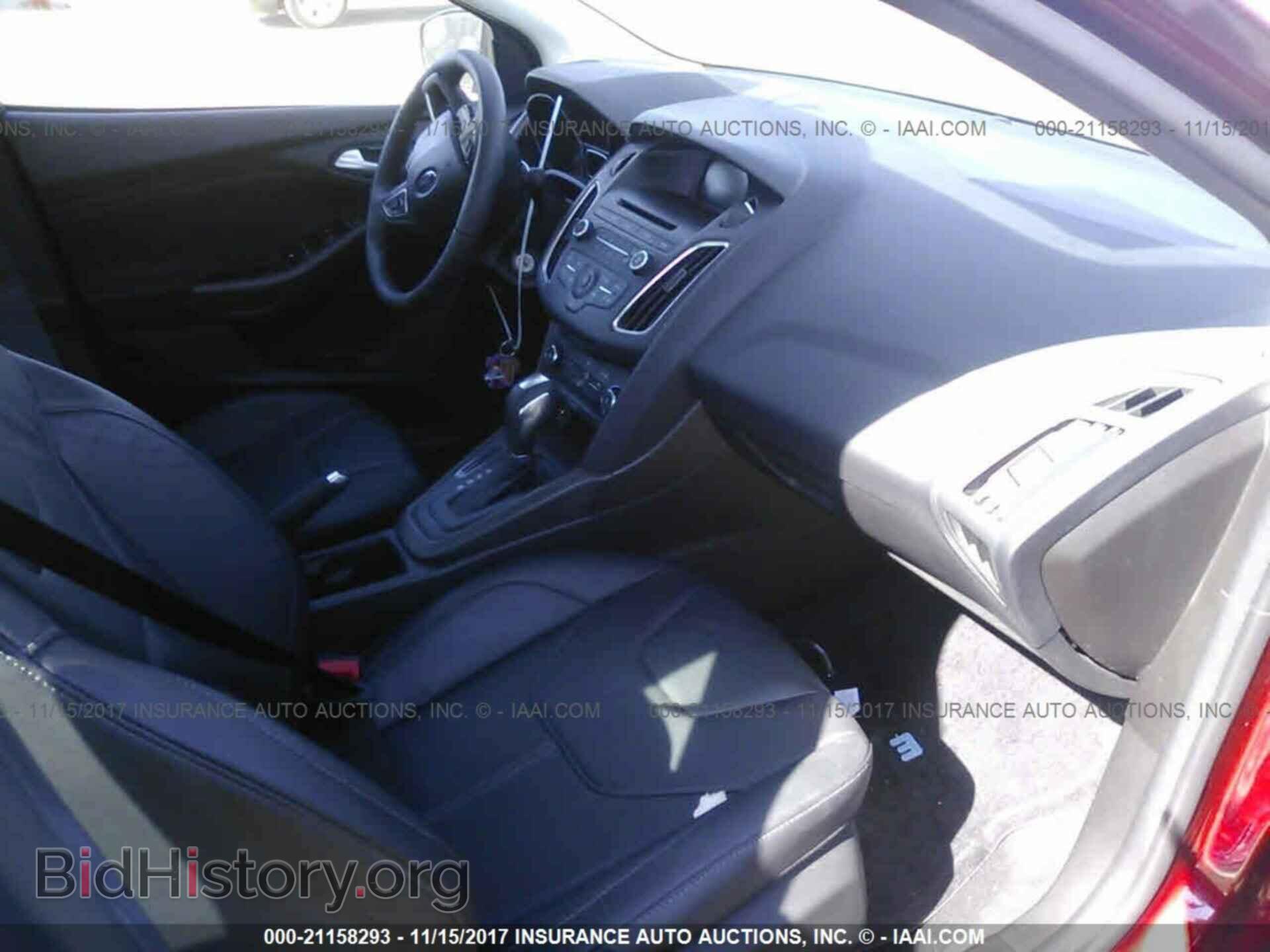 2016 Ford Focus - VIN: 1FADP3F26GL402322 - Фото 5