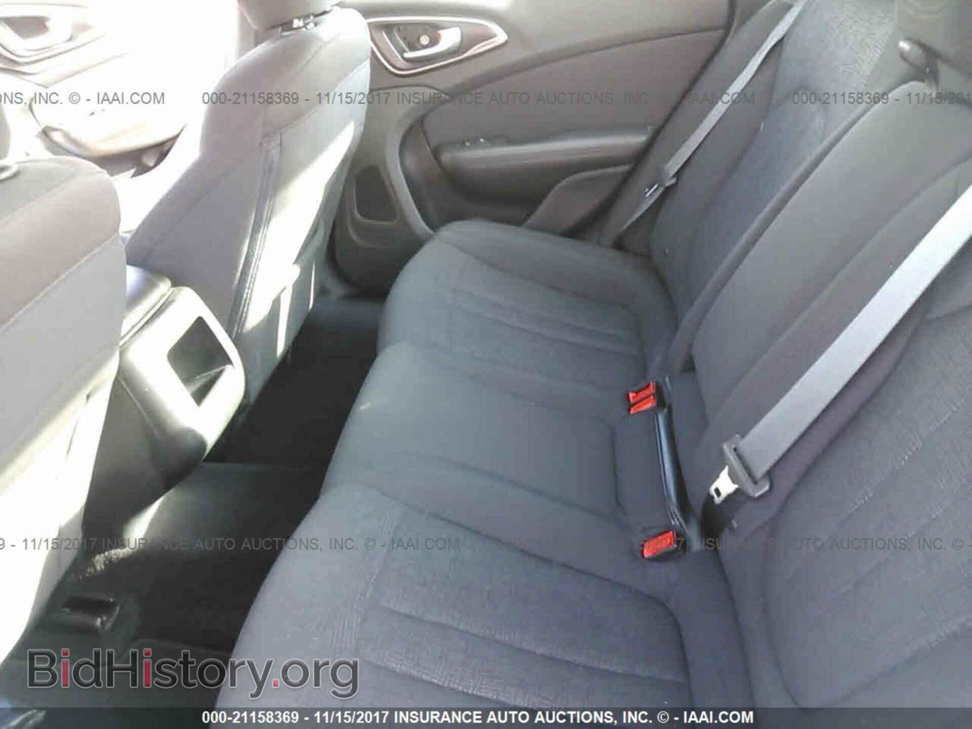 2016 Chrysler 200 - VIN: 1C3CCCAB4GN145579 - Photo 8
