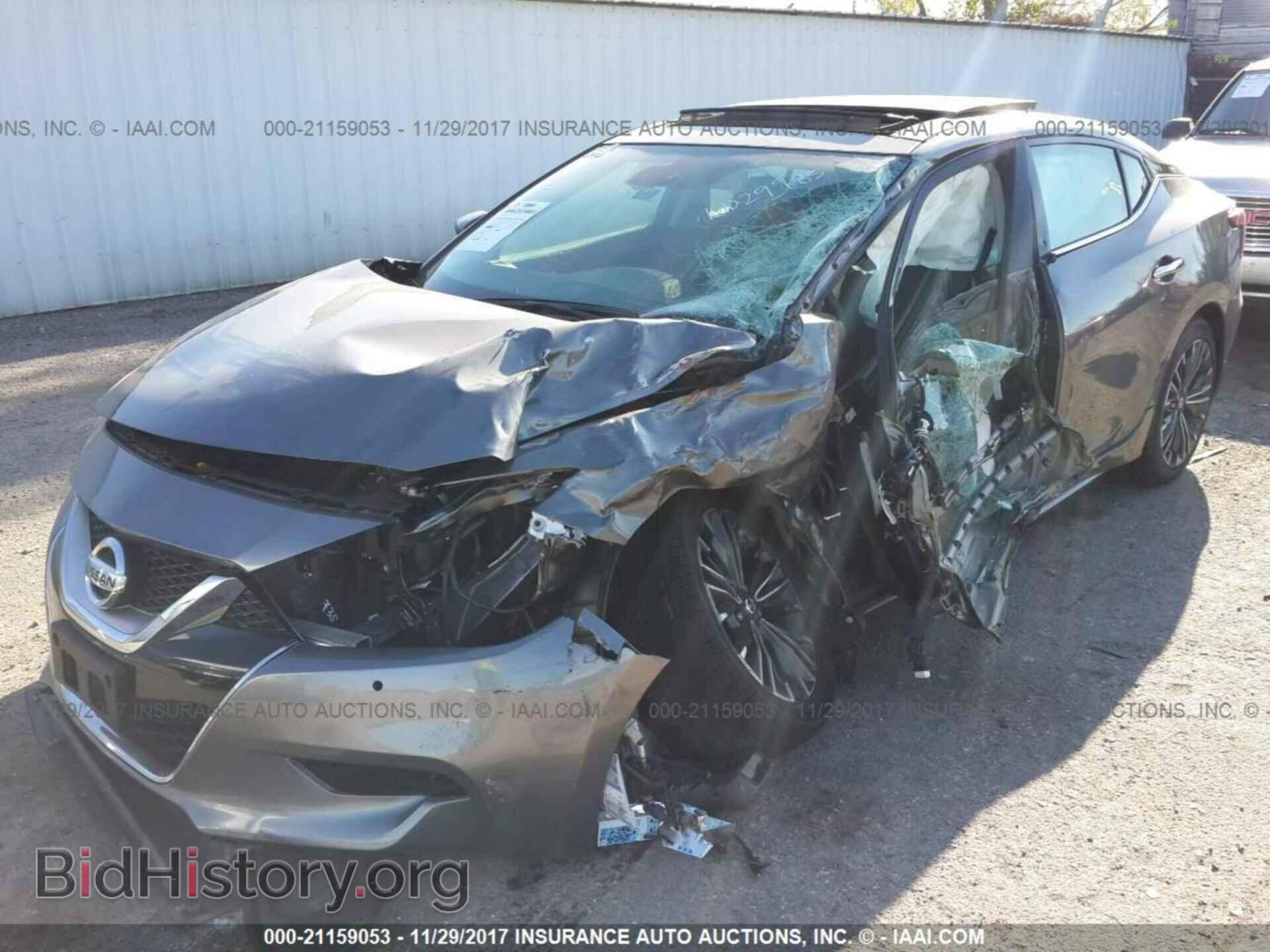 2017 Nissan Maxima - VIN: 1N4AA6AP1HC396861 - Photo 2