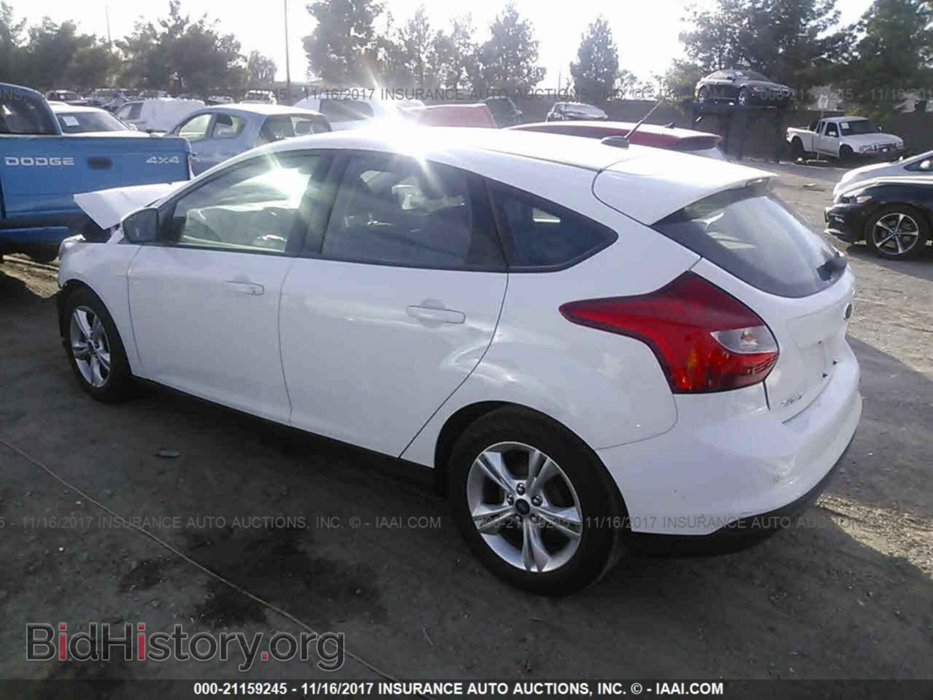 2014 Ford Focus - VIN: 1FADP3K22EL399521 - Photo 3