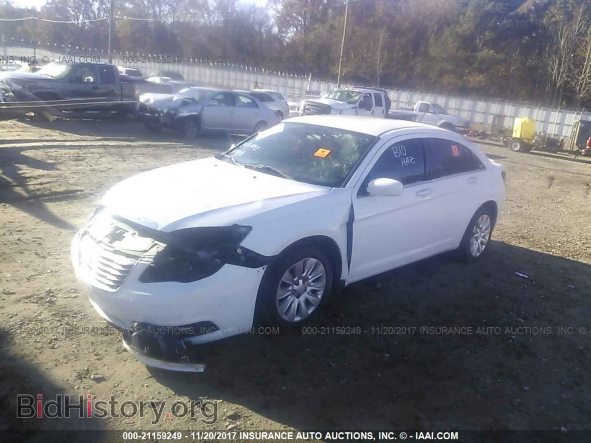 2012 Chrysler 200 - VIN: 1C3CCBBB9CN284190 - Фото 2