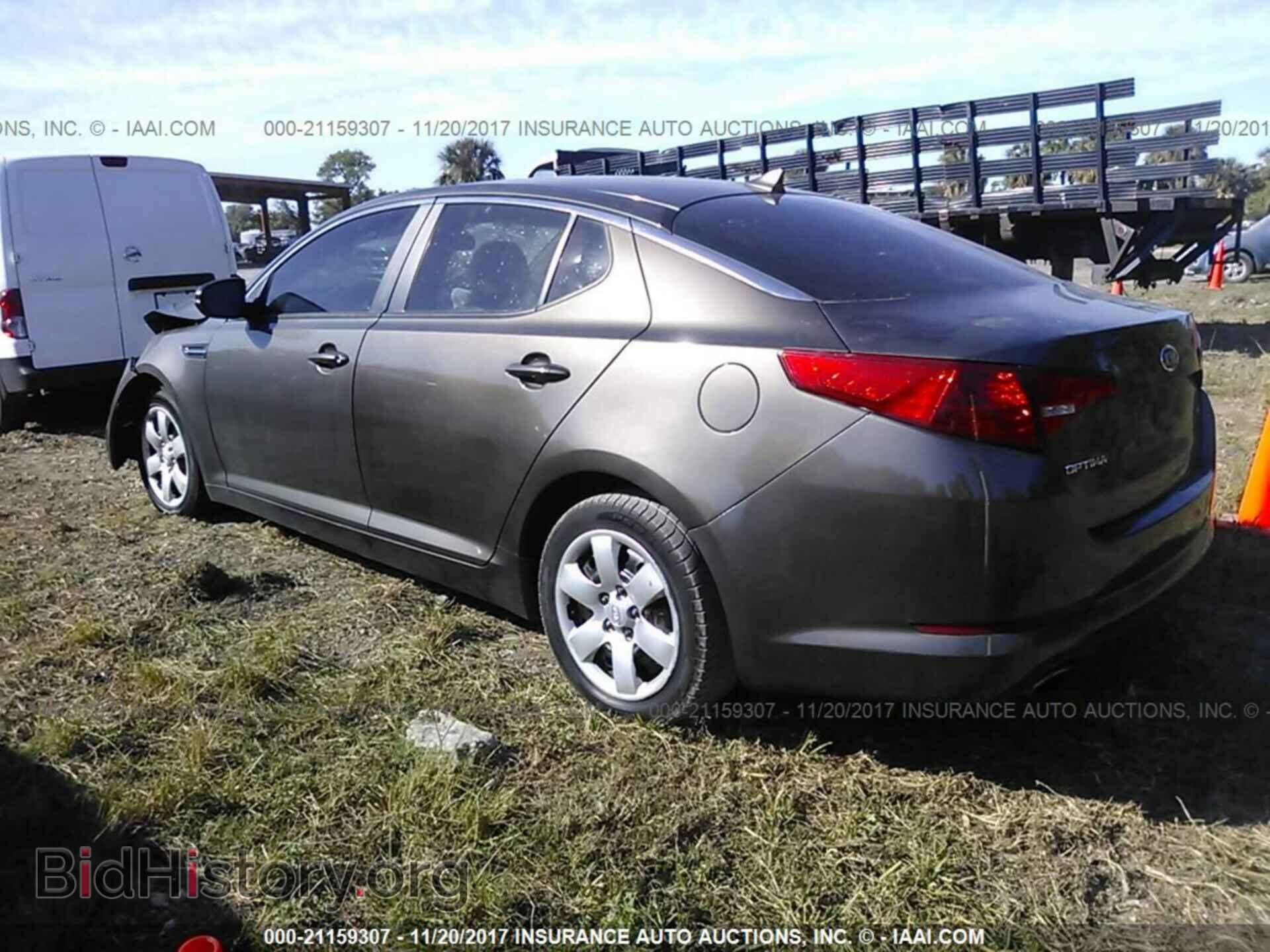 2011 Kia Optima - VIN: KNAGM4A79B5187215 - Фото 3