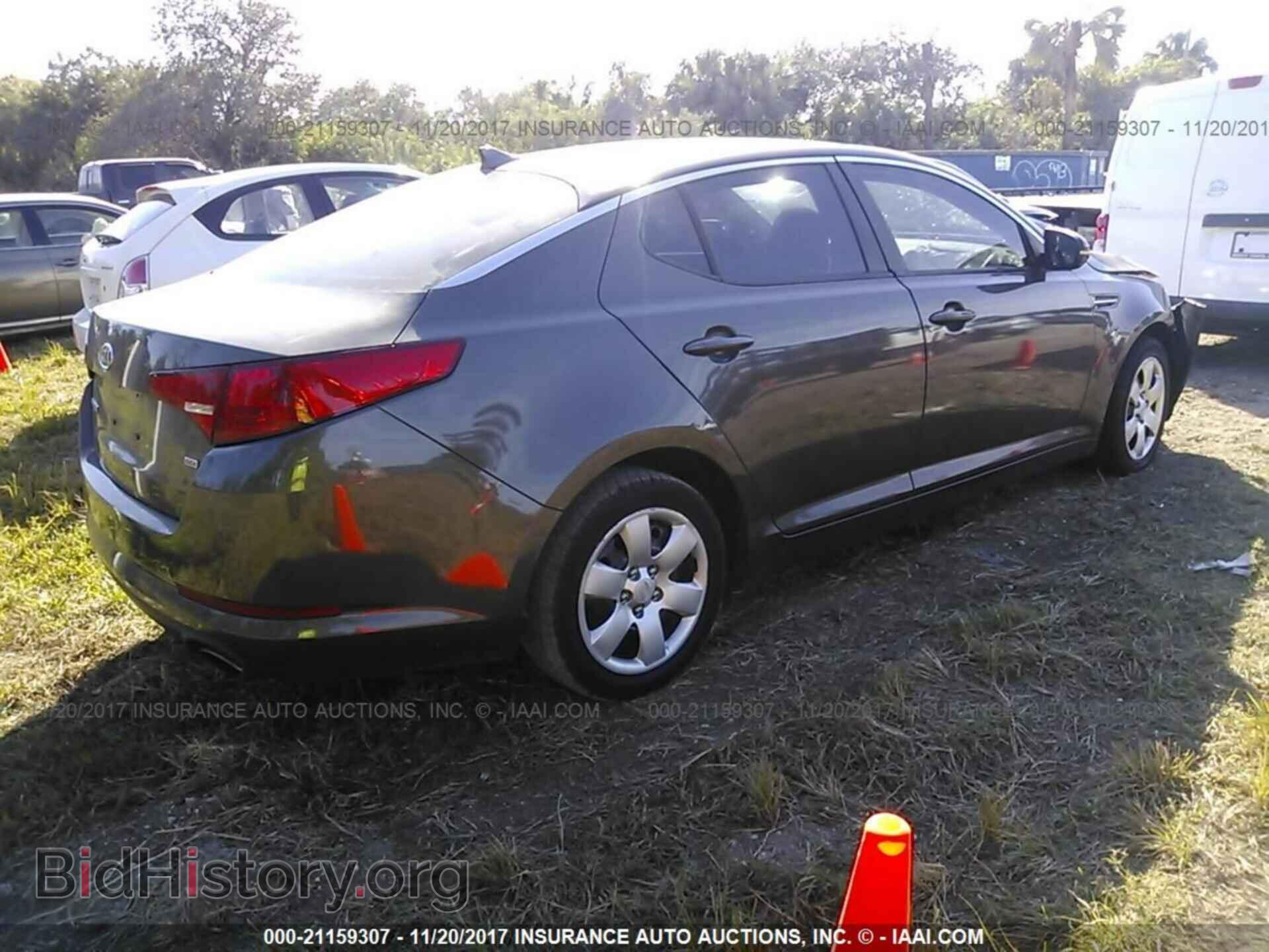 2011 Kia Optima - VIN: KNAGM4A79B5187215 - Фото 4