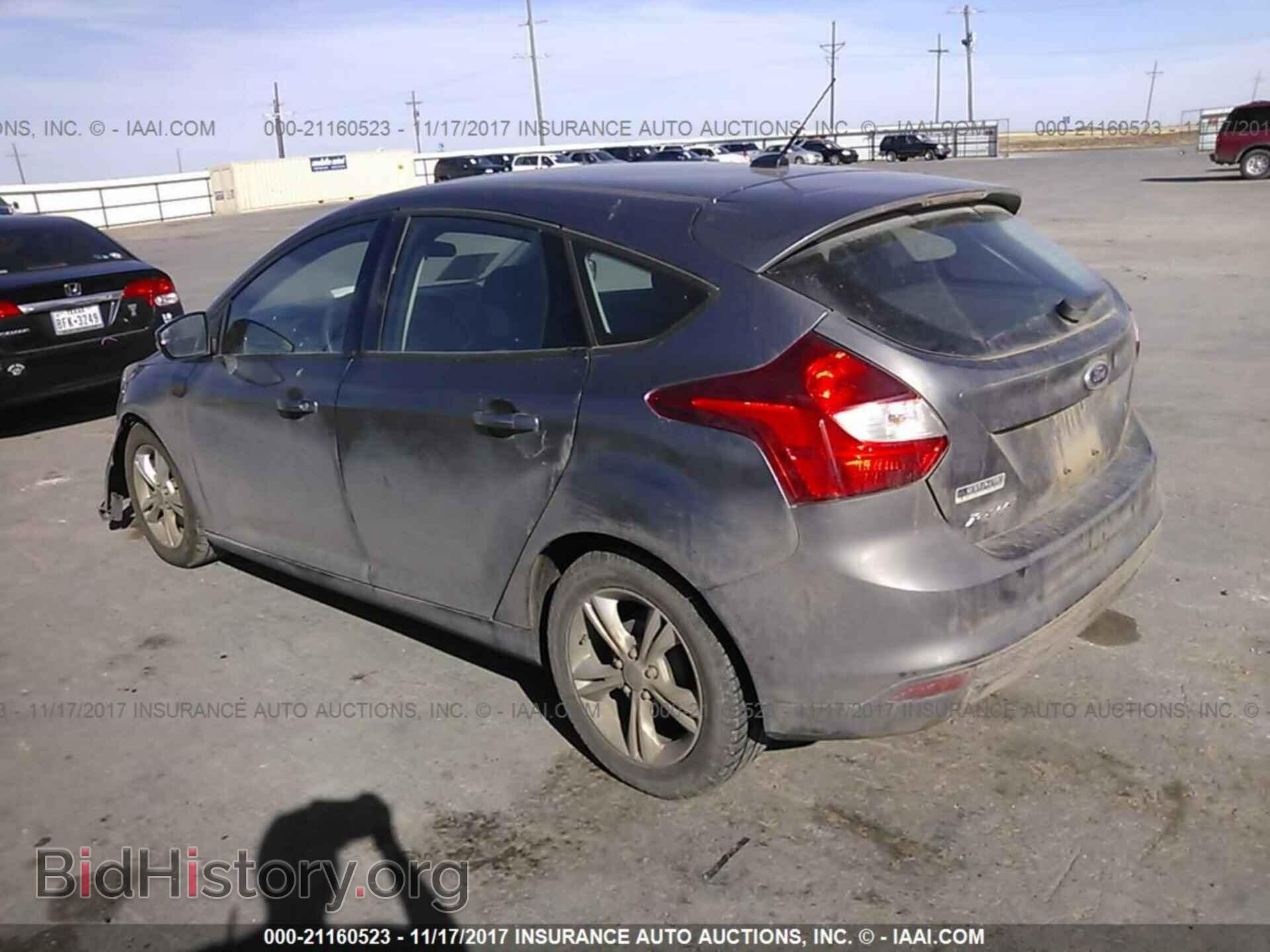 2014 Ford Focus - VIN: 1FADP3K28EL170874 - Фото 3
