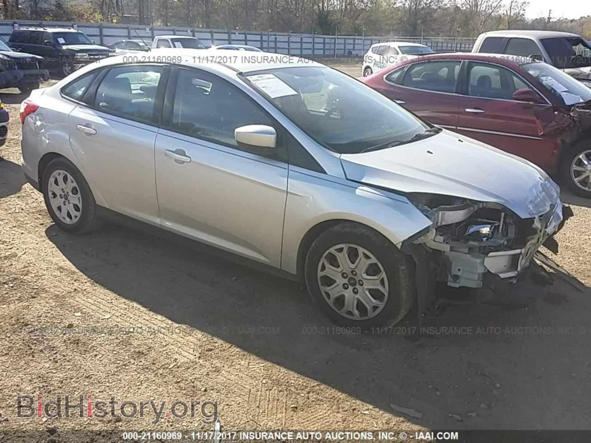 Photo 1FAHP3F22CL472556 - Ford Focus 2012