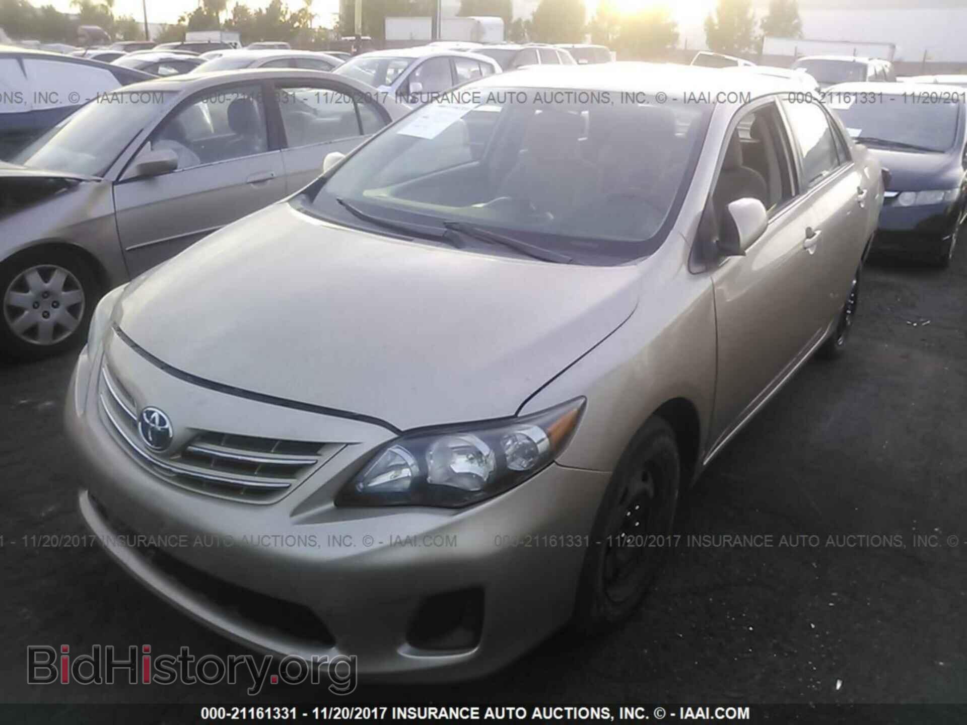 2013 Toyota Corolla - VIN: 5YFBU4EE0DP158746 - Фото 2