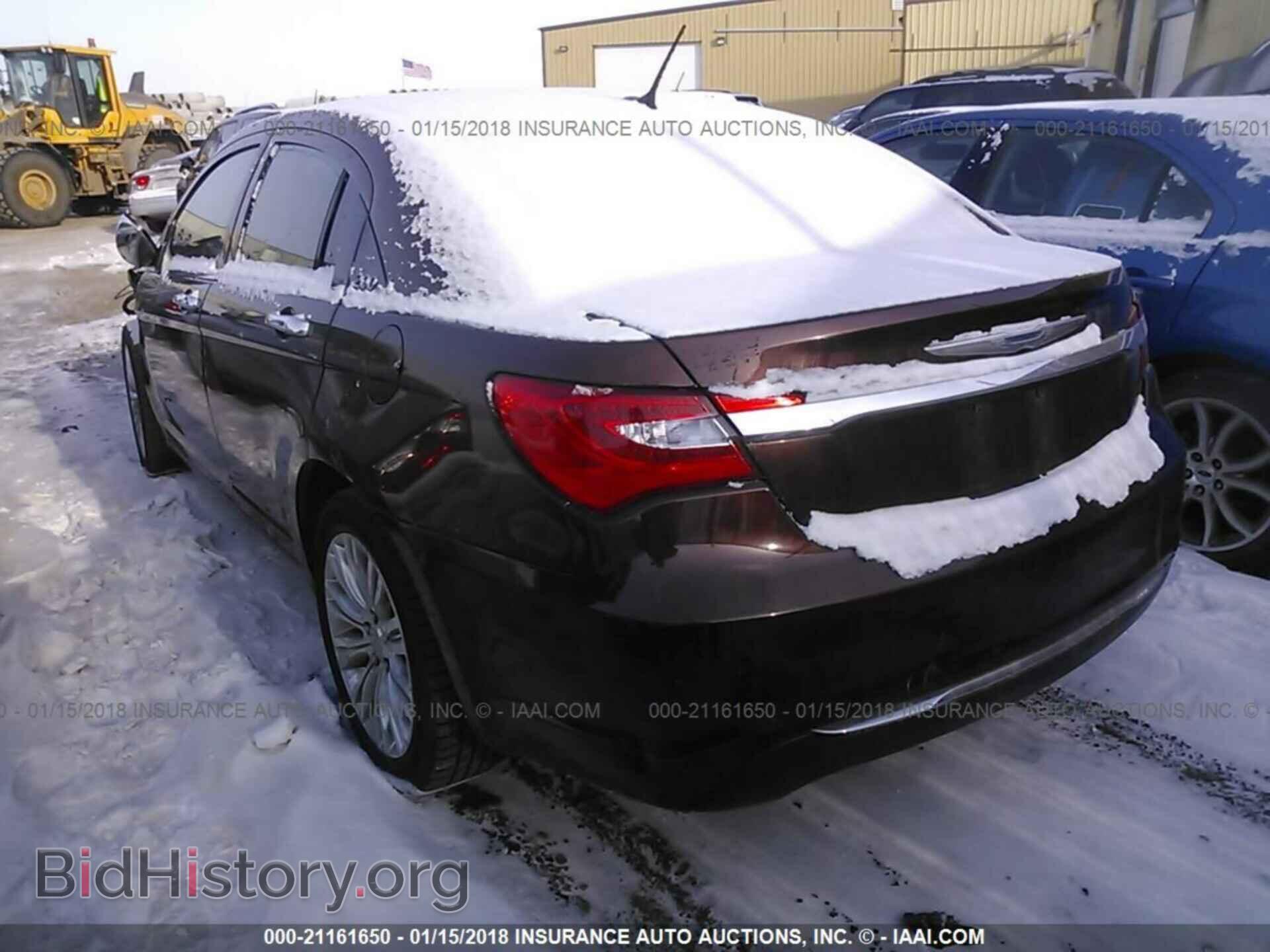2012 Chrysler 200 - VIN: 1C3CCBCB0CN225415 - Фото 3