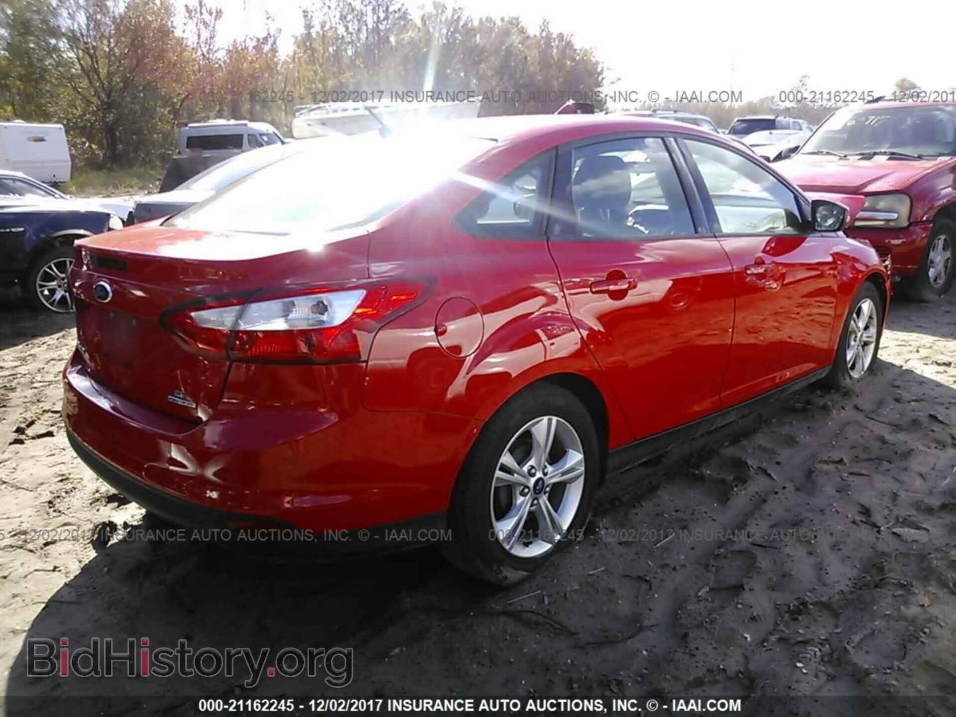 2013 Ford Focus - VIN: 1FADP3F21DL190828 - Photo 4