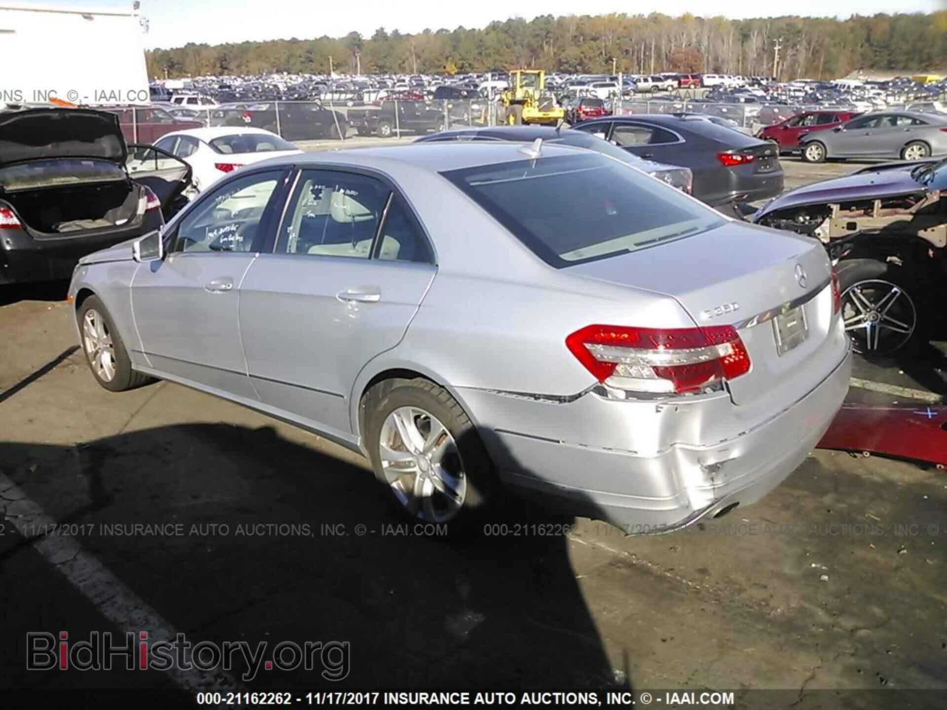 2011 Mercedes-benz E - VIN: WDDHF8HB3BA420540 - Фото 3