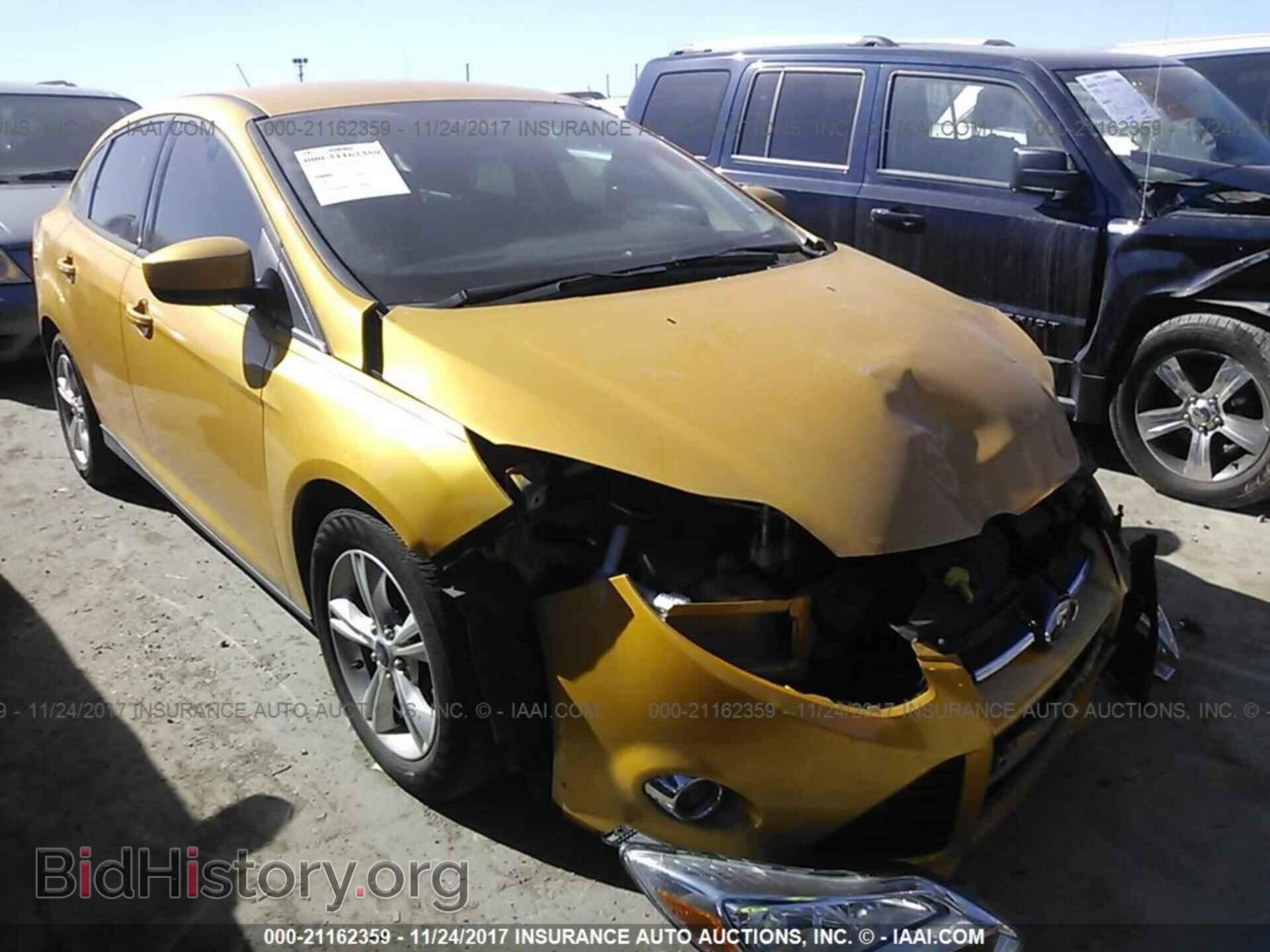 Photo 1FAHP3F24CL377836 - Ford Focus 2012