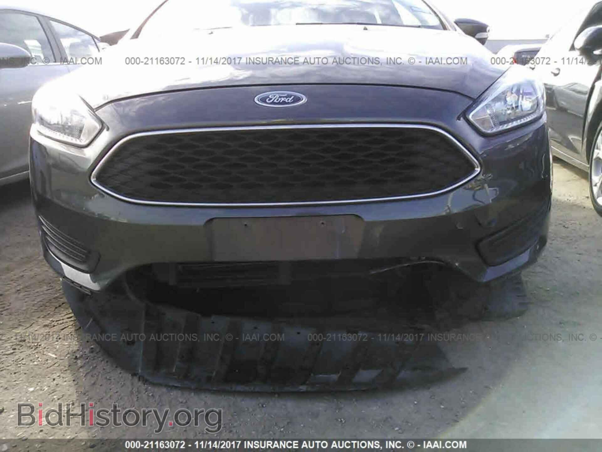 2016 Ford Focus - VIN: 1FADP3K28GL276874 - Photo 6