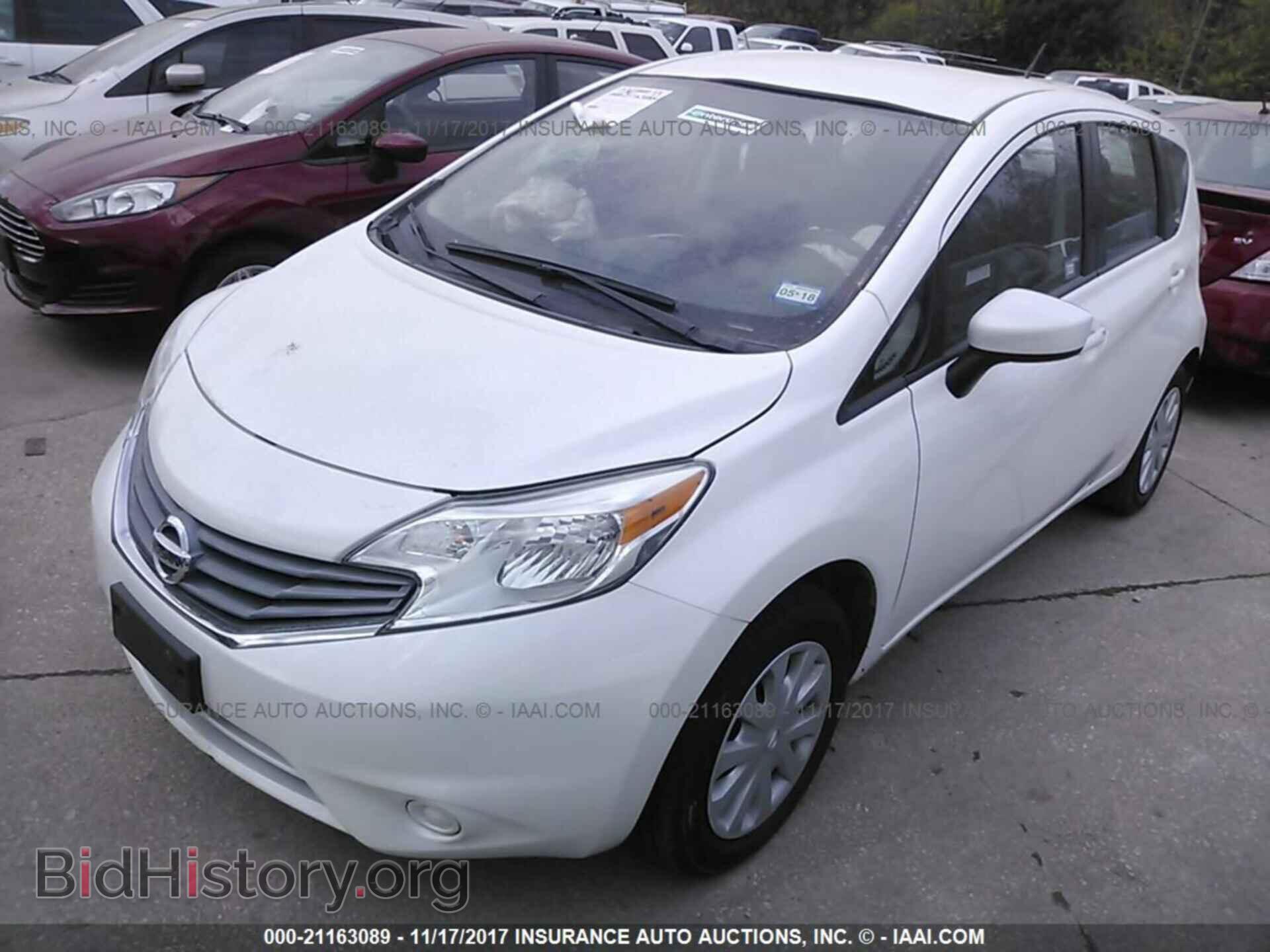 2016 Nissan Versa note - VIN: 3N1CE2CP5GL403300 - Фото 2