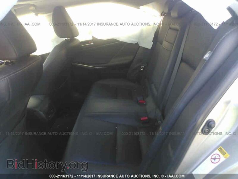 2015 Lexus IS (VIN JTHBF1D27F5073711) — photo 8 of 10