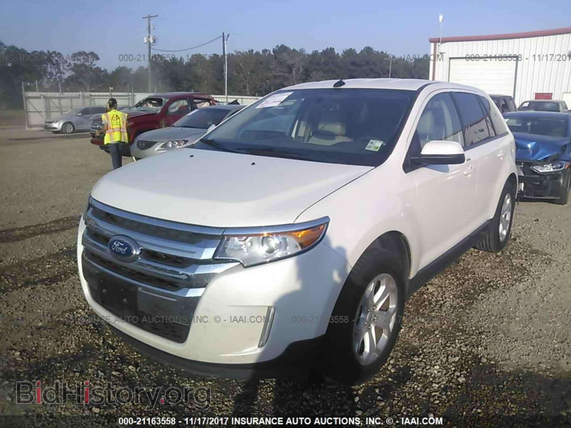 2012 Ford Edge - VIN: 2FMDK3J90CBA87438 - Photo 2