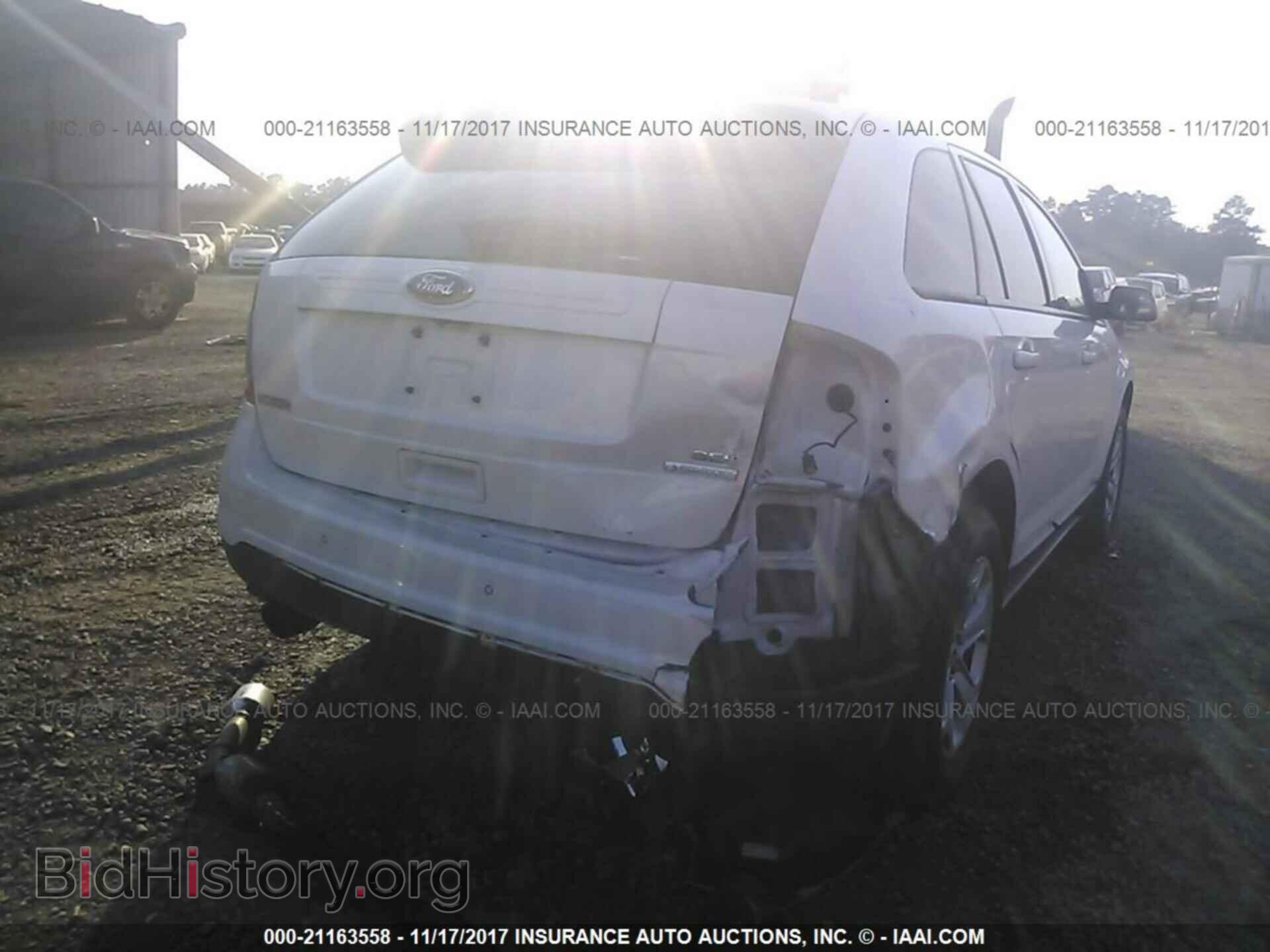 2012 Ford Edge - VIN: 2FMDK3J90CBA87438 - Photo 4