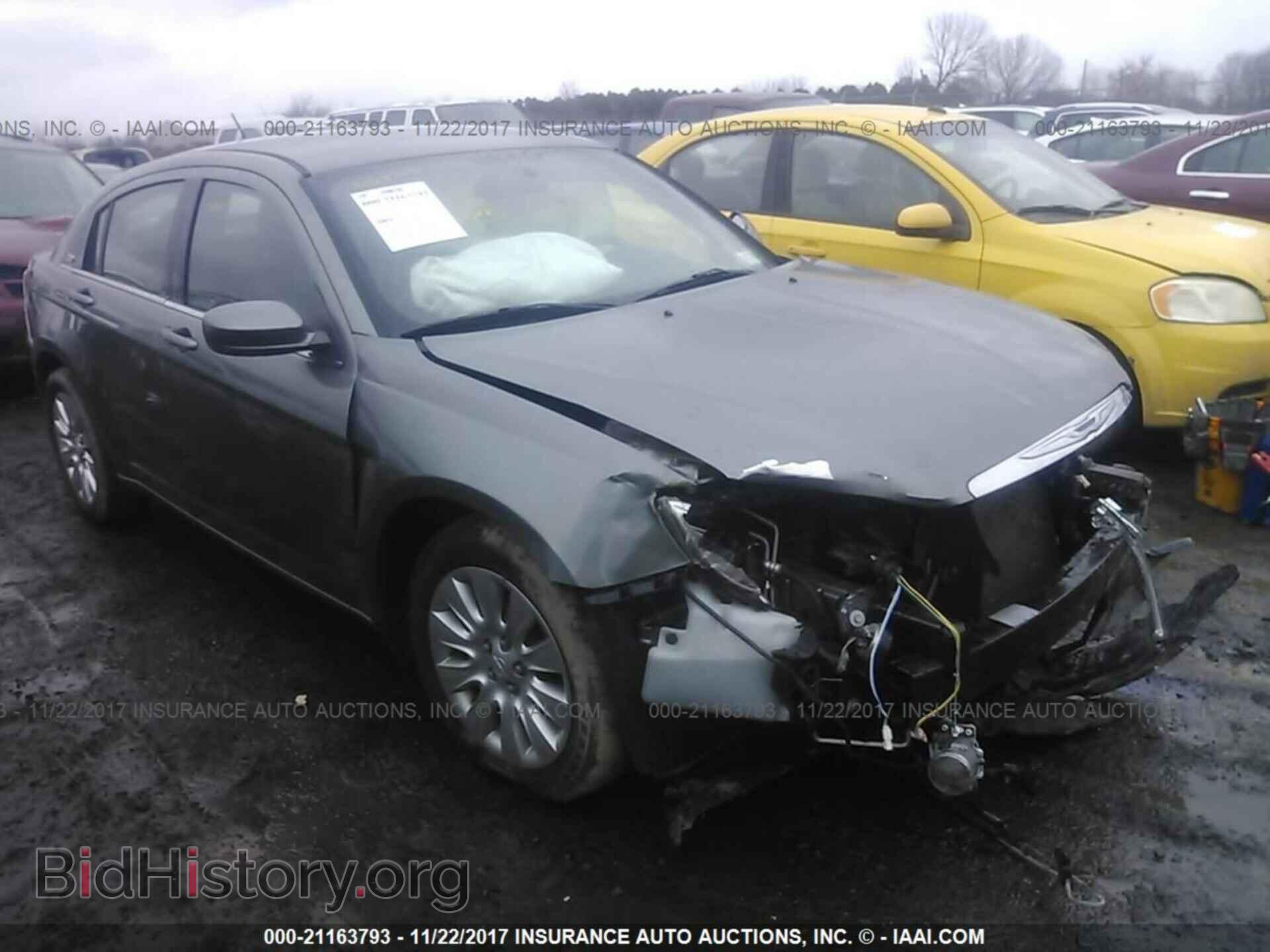 Photo 1C3CCBAB6DN641408 - Chrysler 200 2013