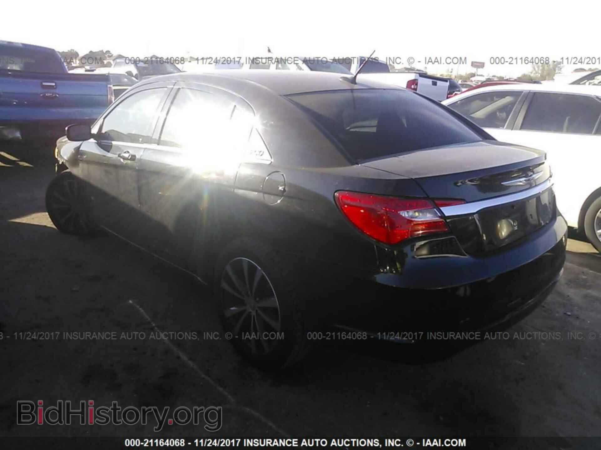 2013 Chrysler 200 - VIN: 1C3CCBBB4DN656844 - Photo 3
