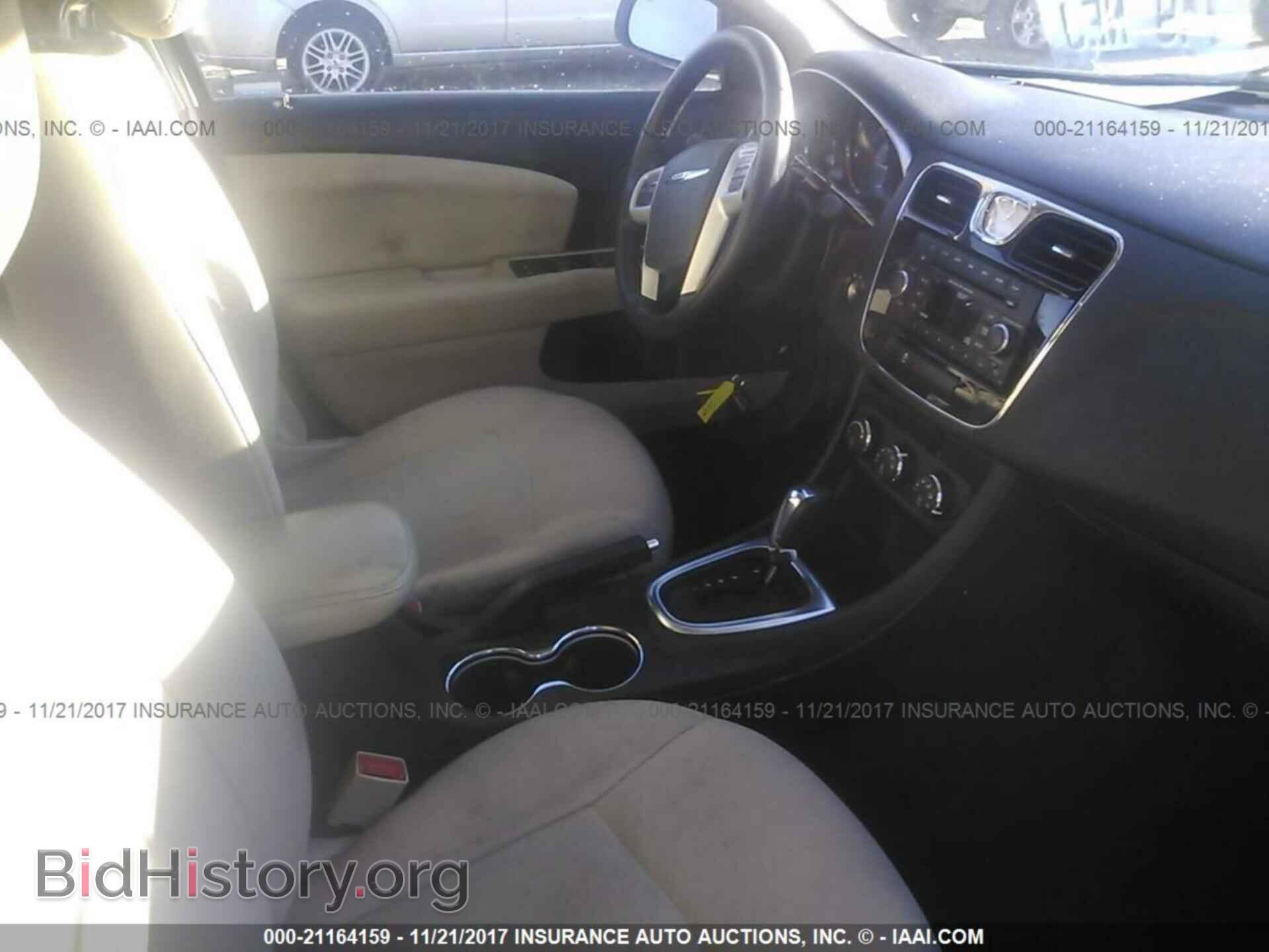 2012 Chrysler 200 - VIN: 1C3CCBBBXCN175690 - Фото 5
