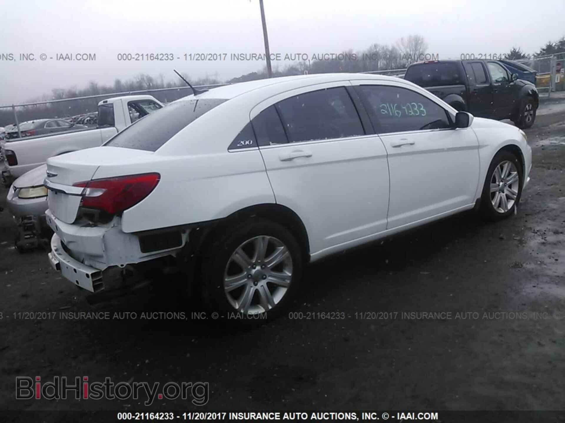 2013 Chrysler 200 - VIN: 1C3CCBBB4DN734359 - Фото 4