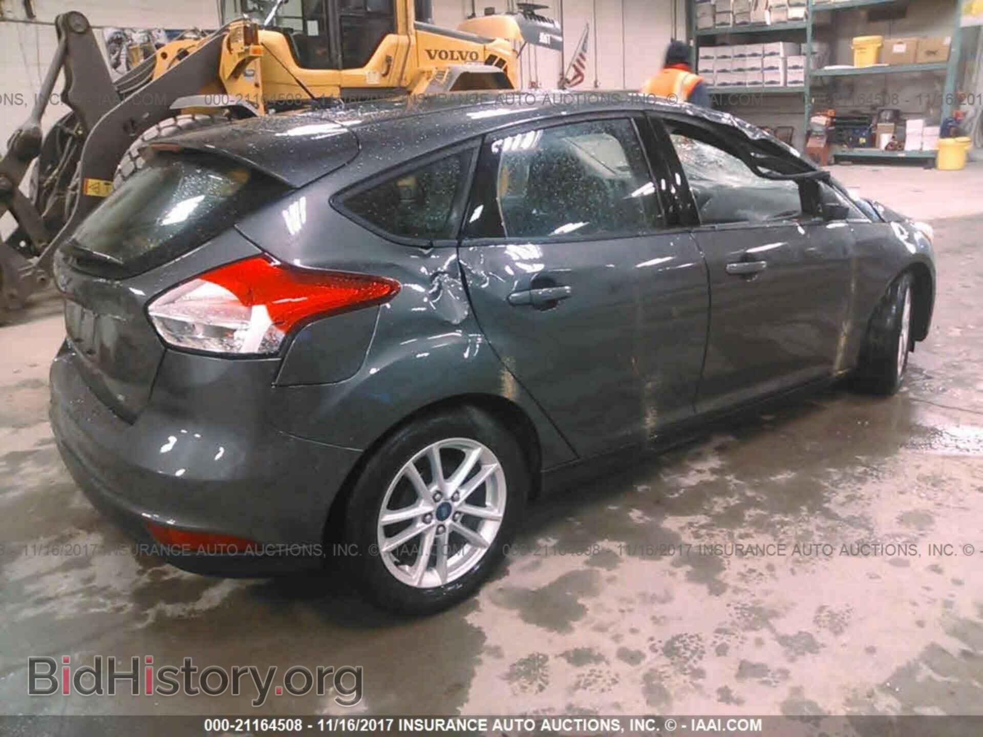 2016 Ford Focus - VIN: 1FADP3K28GL248170 - Фото 4