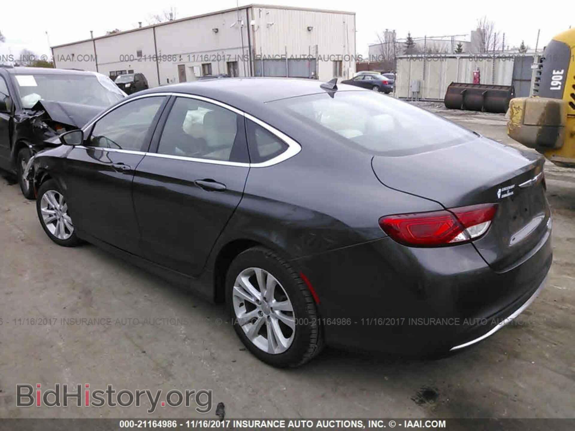 2016 Chrysler 200 - VIN: 1C3CCCAB7GN169097 - Photo 3