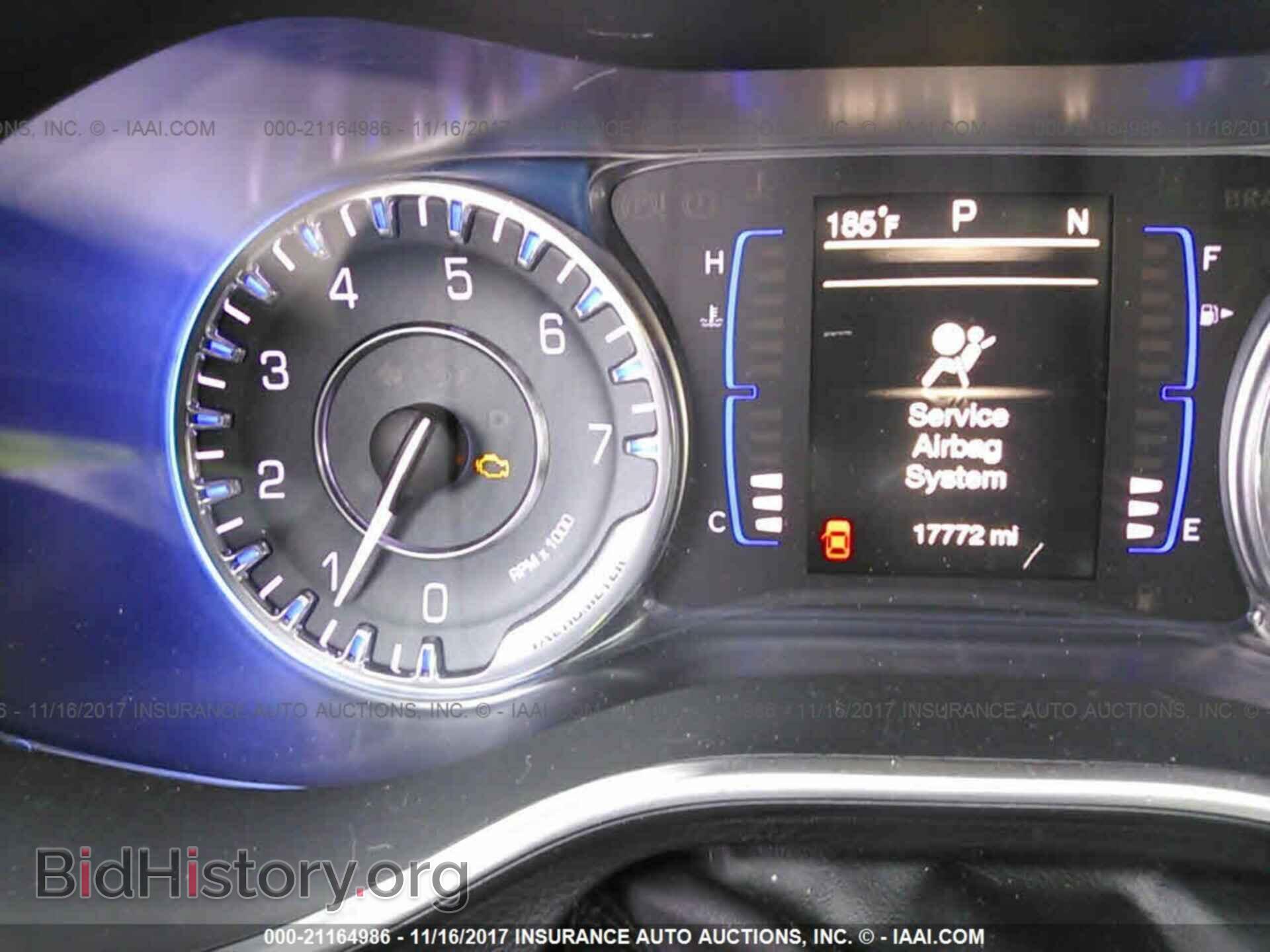 2016 Chrysler 200 - VIN: 1C3CCCAB7GN169097 - Photo 7