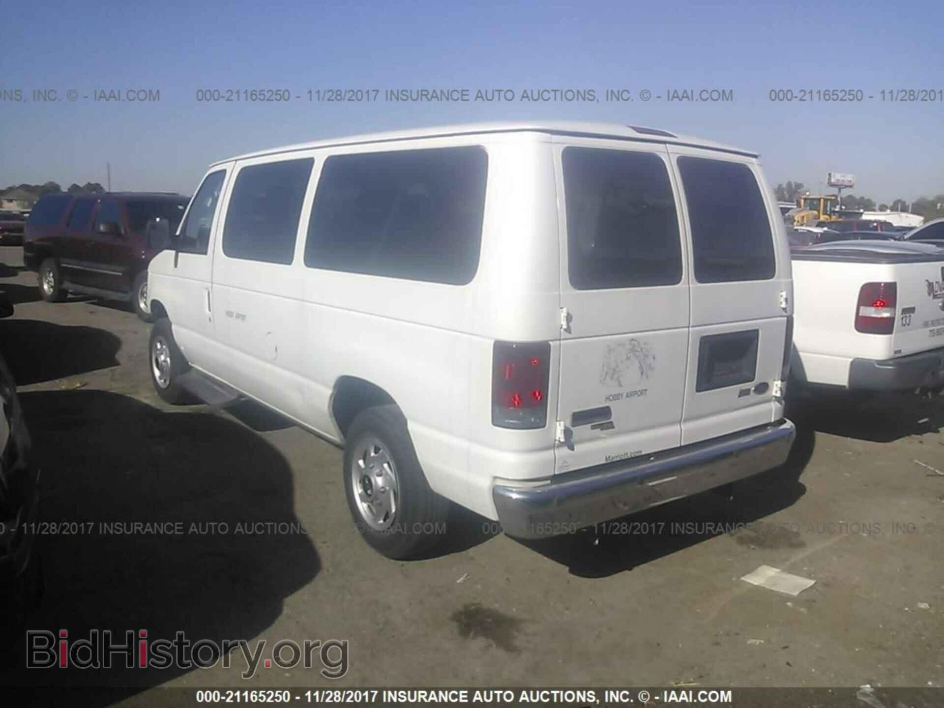 2011 Ford Econoline - VIN: 1FMNE1BW2BDA11863 - Фото 3