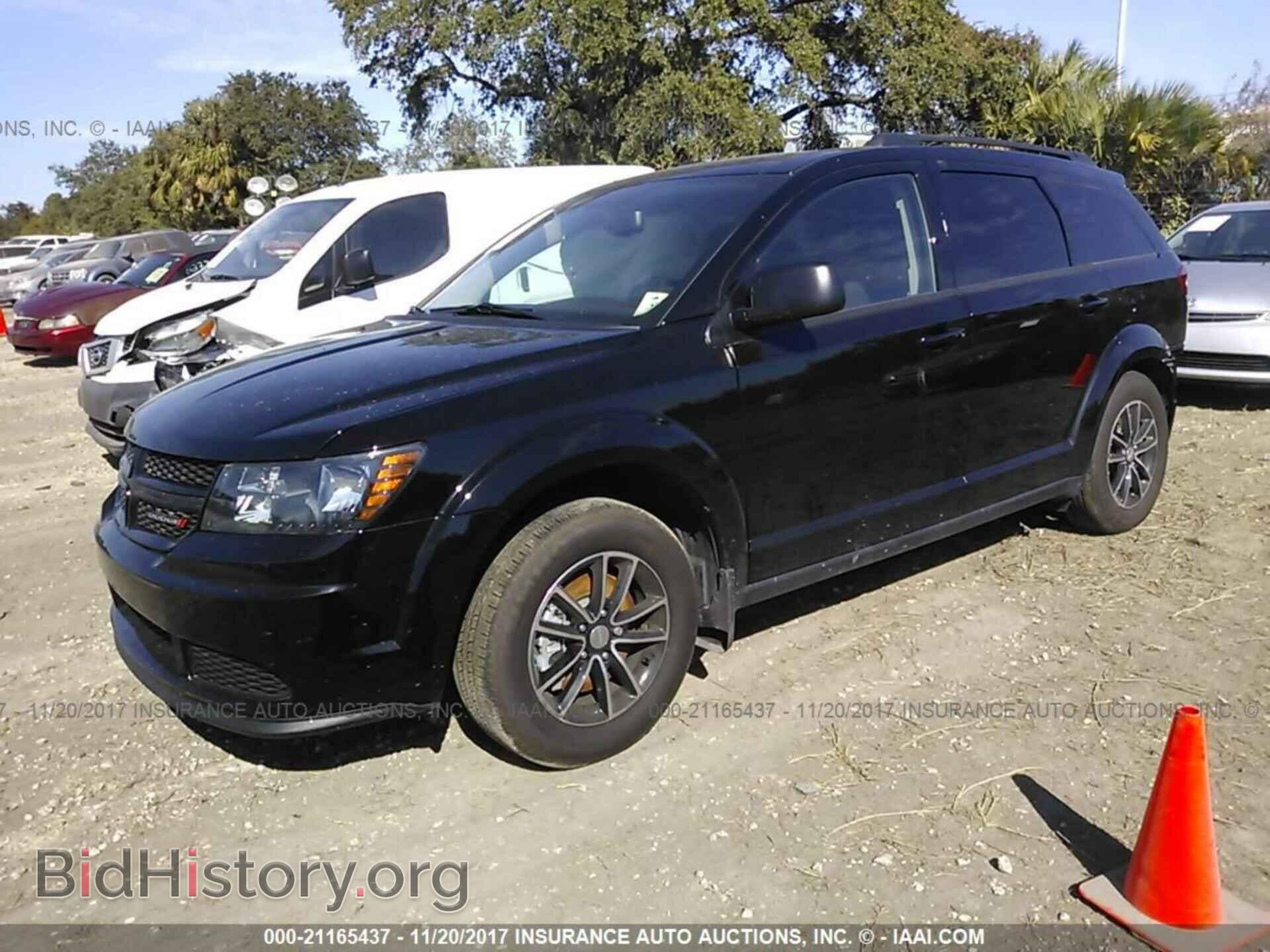 2017 Dodge Journey - VIN: 3C4PDCAB3HT675764 - Photo 2