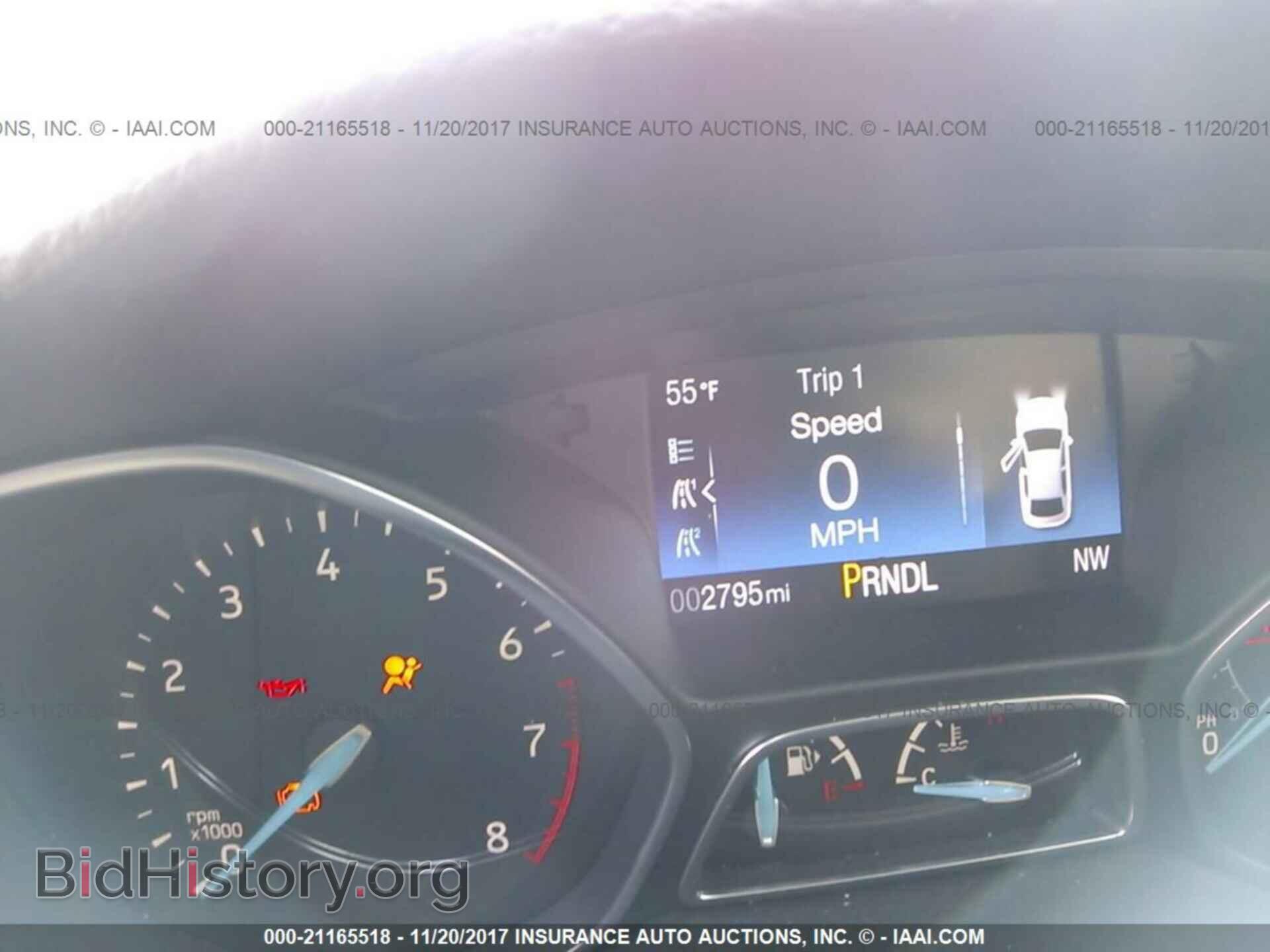 2017 Ford Focus - VIN: 1FADP3F27HL301890 - Photo 7