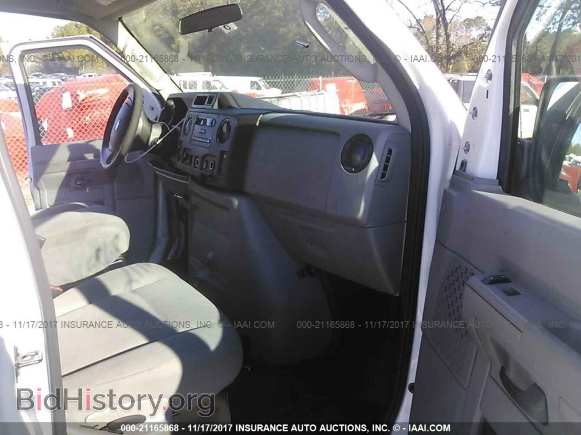 2012 Ford Econoline - VIN: 1FBSS3BL7CDB27955 - Фото 5