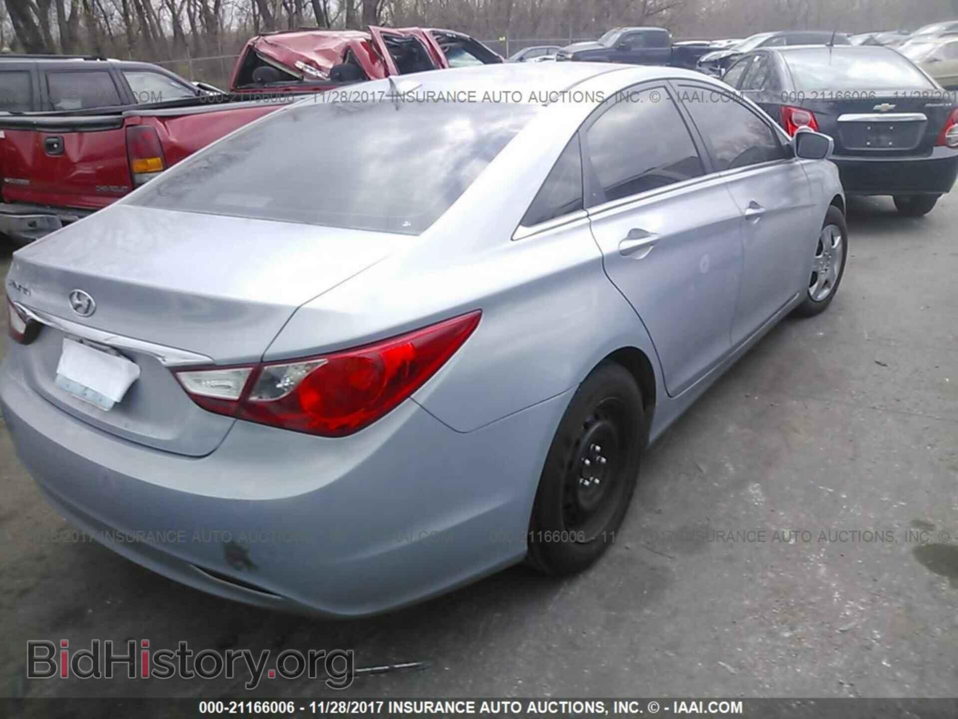 2012 Hyundai Sonata - VIN: 5NPEB4AC2CH376920 - Фото 4