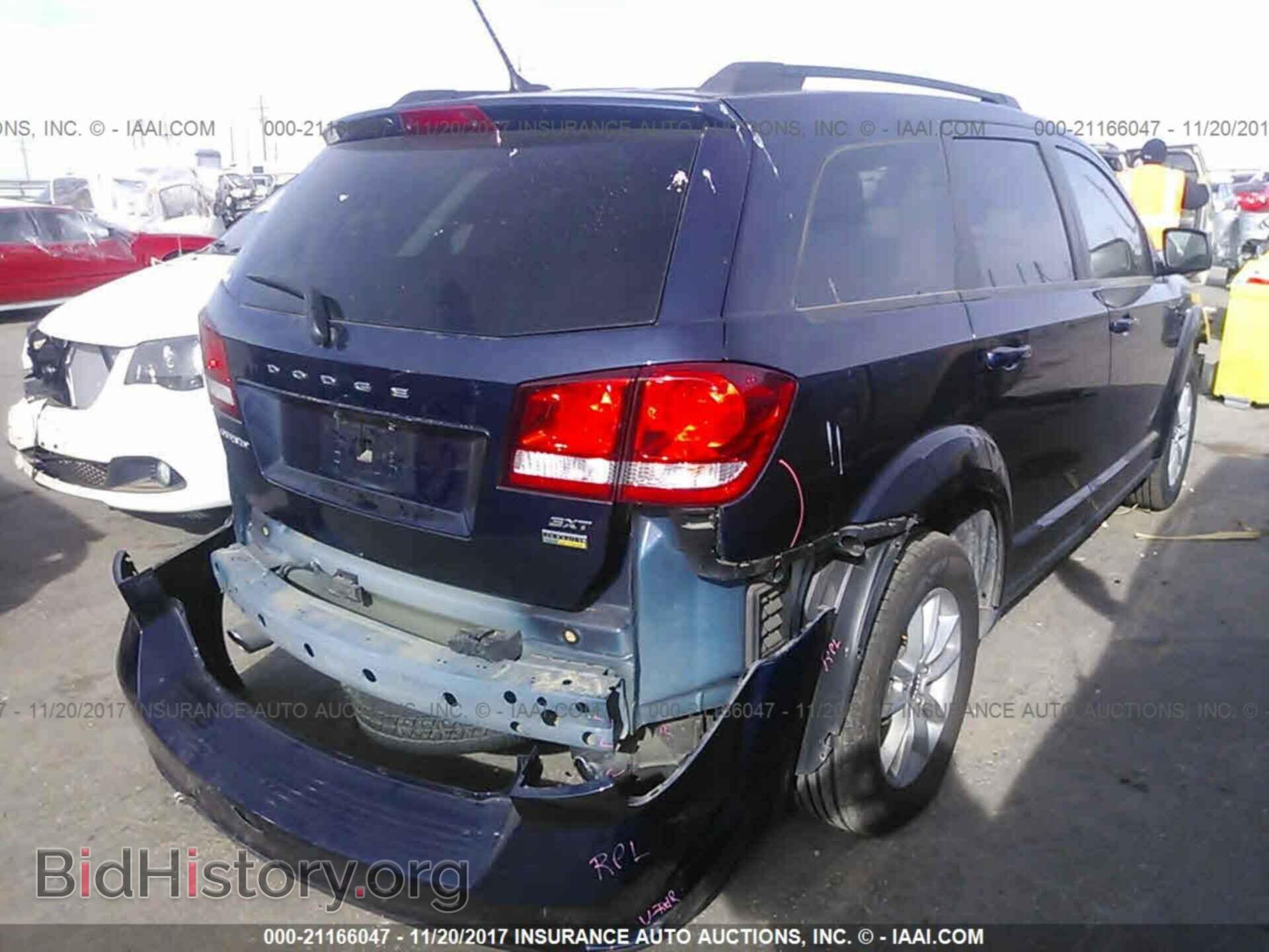 2017 Dodge Journey - VIN: 3C4PDCBG7HT530804 - Фото 4