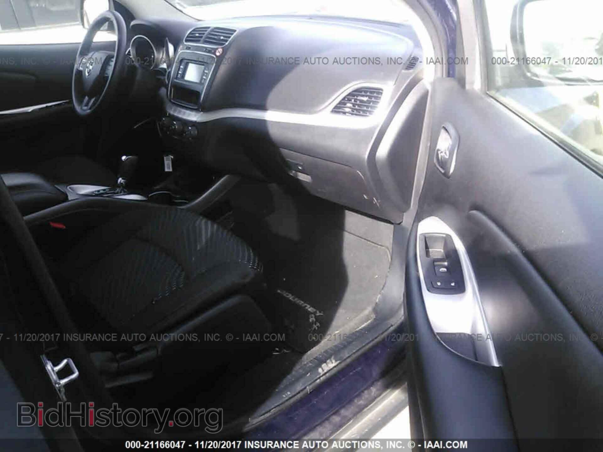 2017 Dodge Journey - VIN: 3C4PDCBG7HT530804 - Фото 5