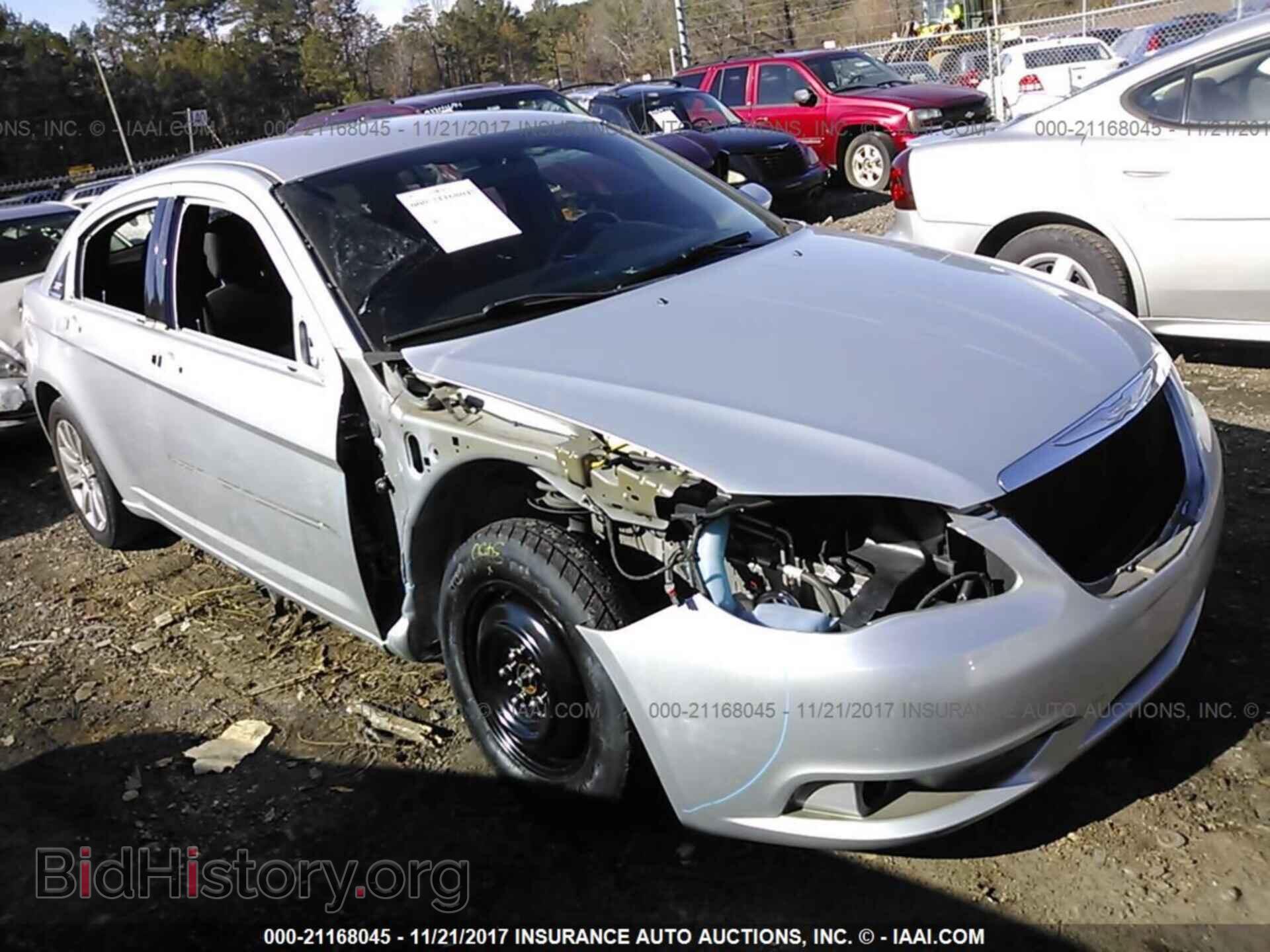 Photo 1C3CCBBB4CN166726 - Chrysler 200 2012