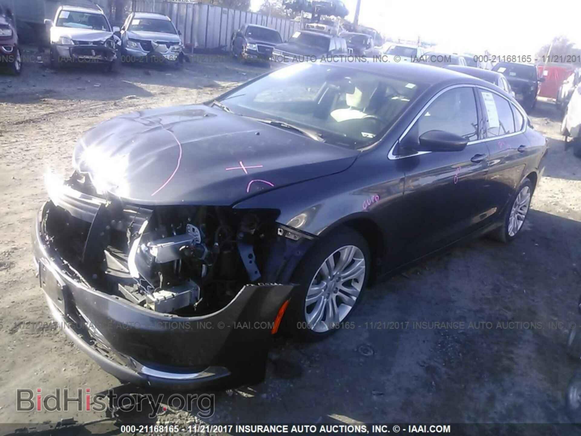 2015 Chrysler 200 - VIN: 1C3CCCAB6FN676457 - Photo 2