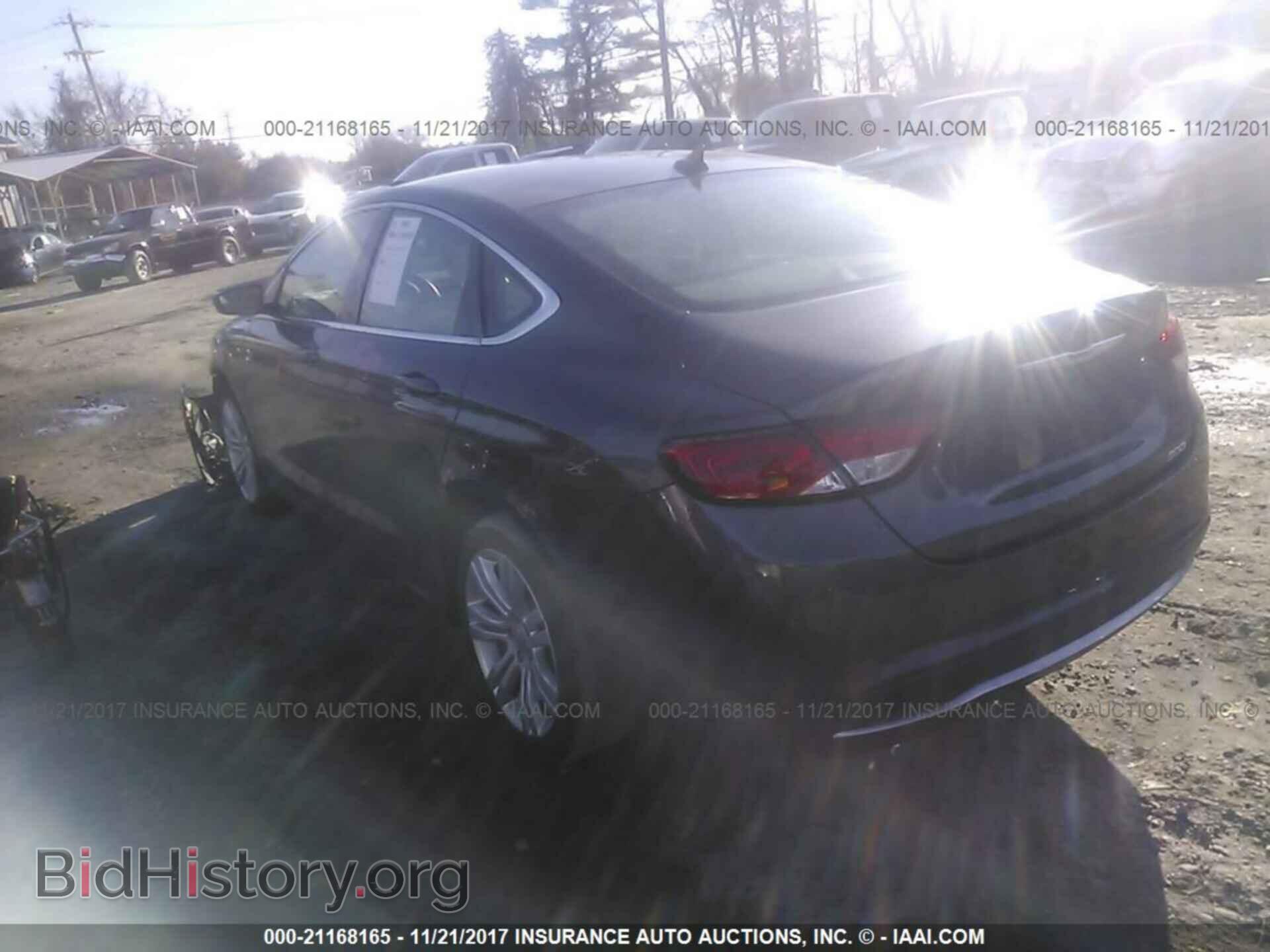 2015 Chrysler 200 - VIN: 1C3CCCAB6FN676457 - Photo 3