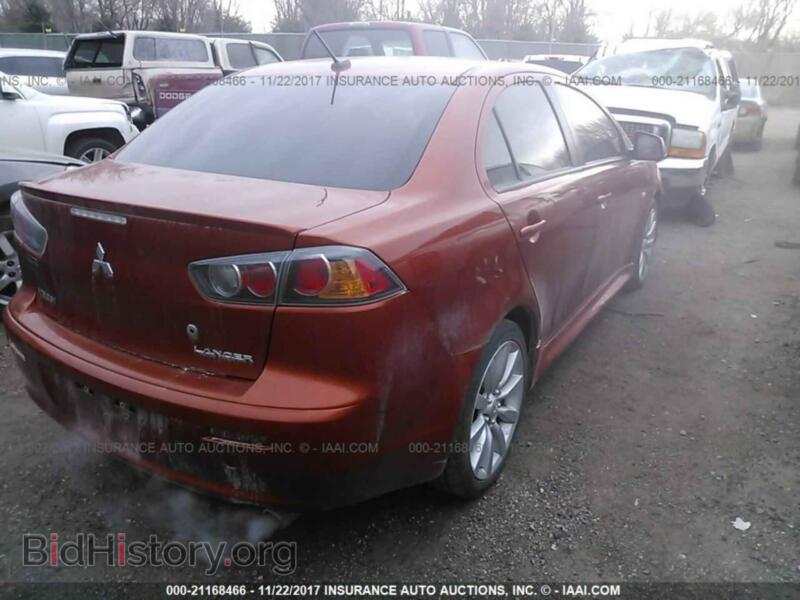 2011 Mitsubishi LANCER (VIN JA32U8FW8BU018070) — фото 4 из 10