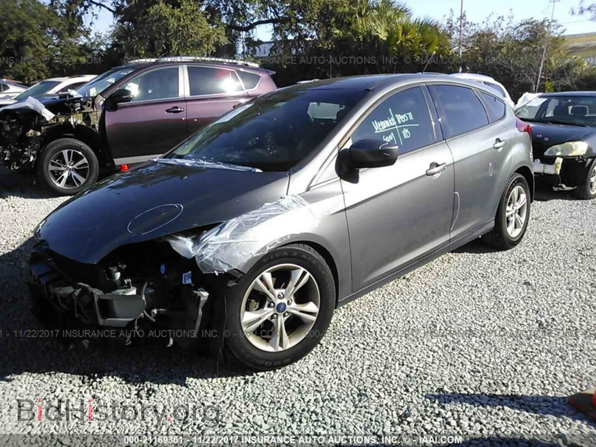2012 Ford Focus - VIN: 1FAHP3K24CL254656 - Photo 2